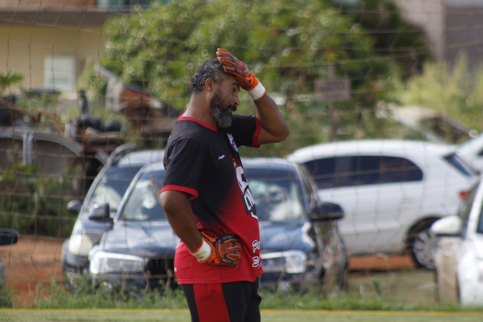 O goleiro do time dos Bernardos sofreu com a eliminação