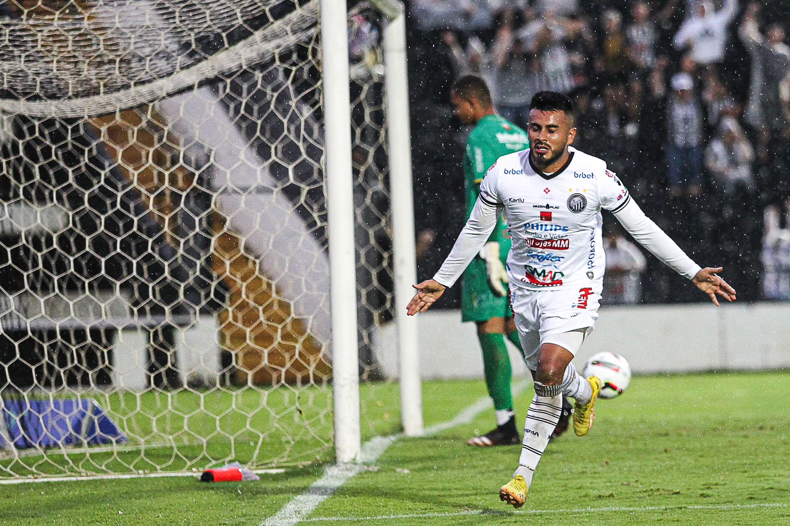 O Operário despachou o Aruko e encara o Cascavel nas semifinais