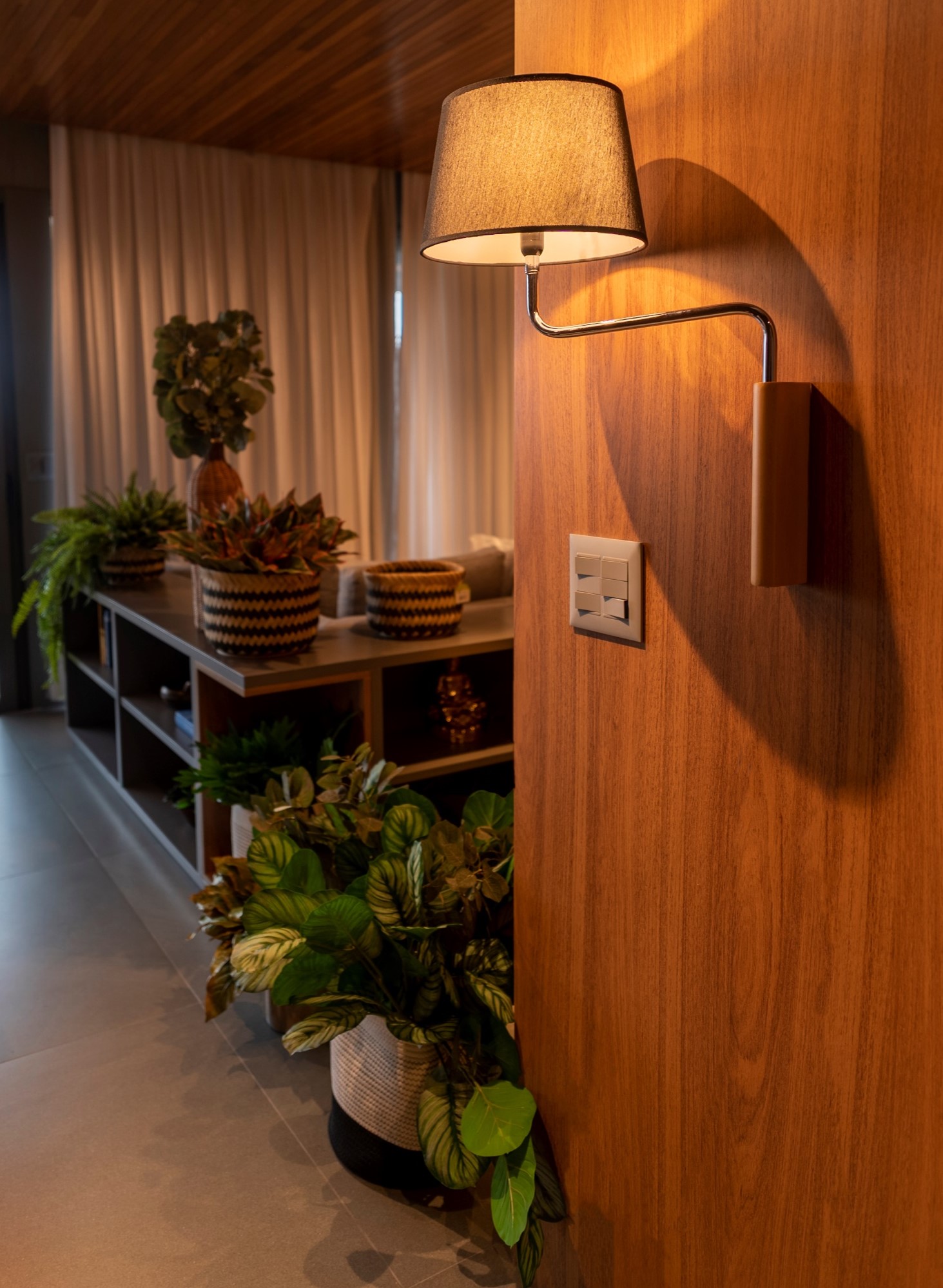 Plantas no décor - Projeto do arquiteto Pietro Terlizzi.
