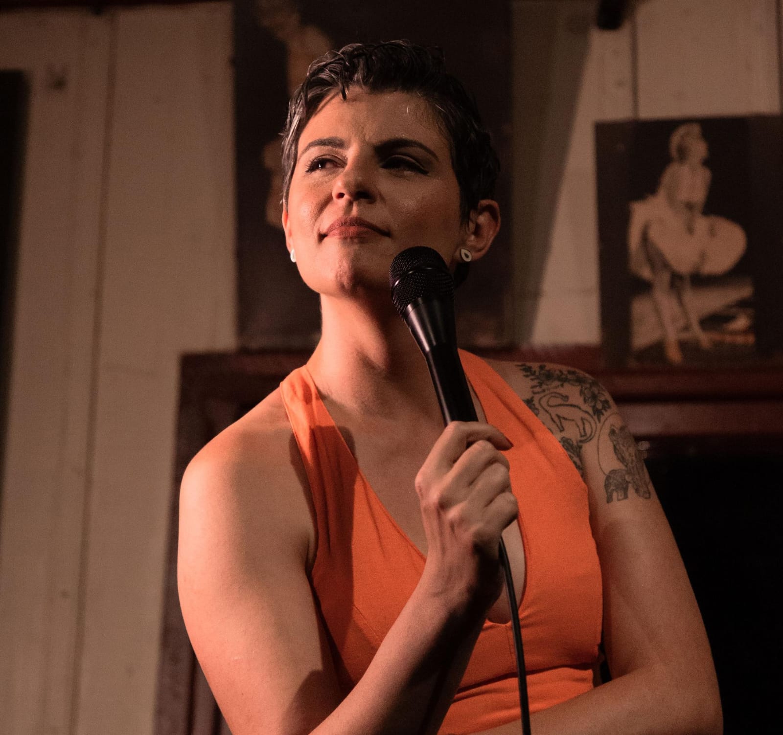 Evelyn Mayer em show no Bar Valentino em Londrina