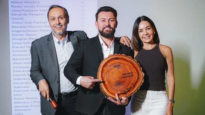 Luciano Ferreira foi o campeão de vendas entre os corretores do time Geum