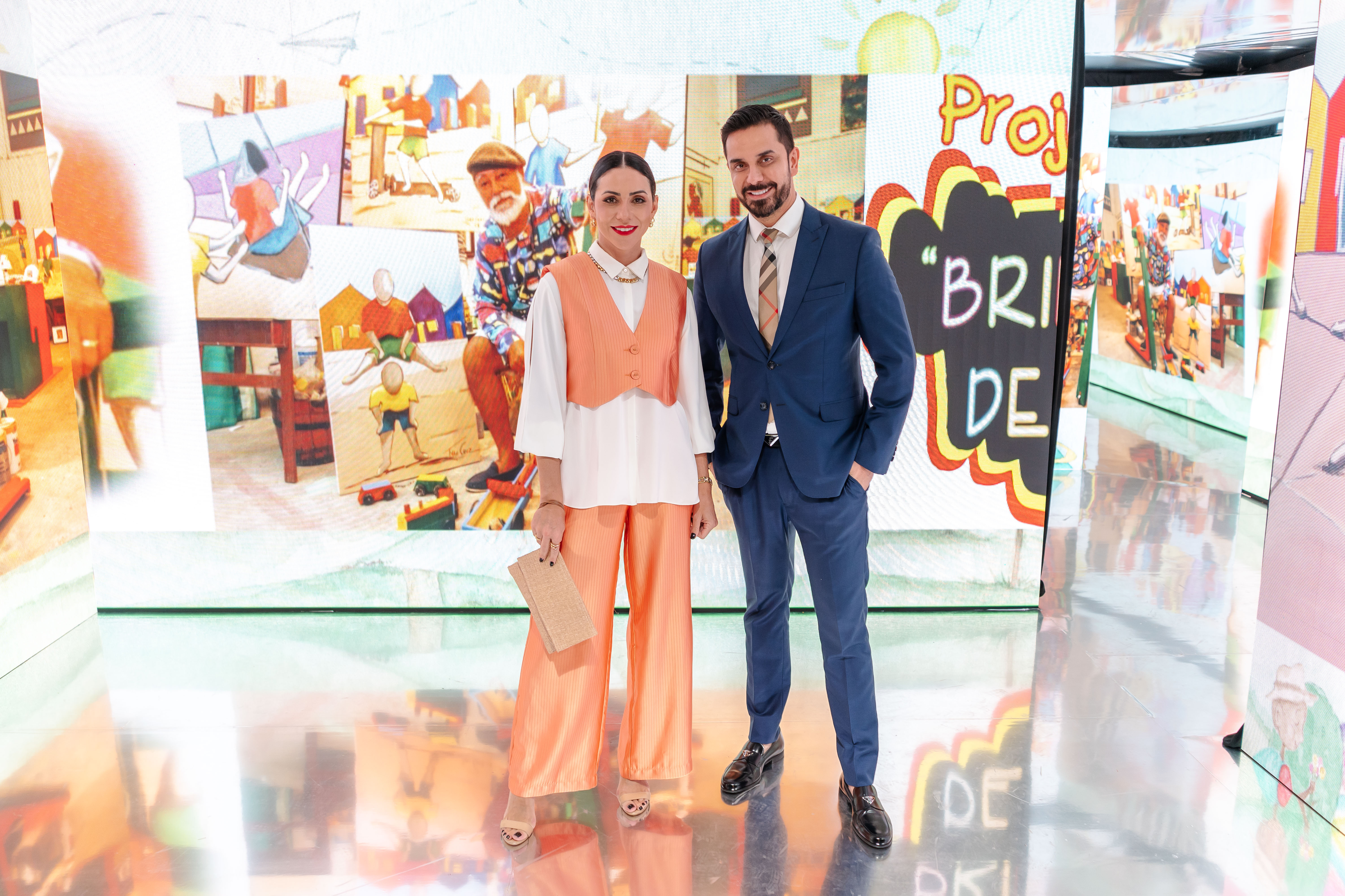 Com a apresentadora Maika Martins