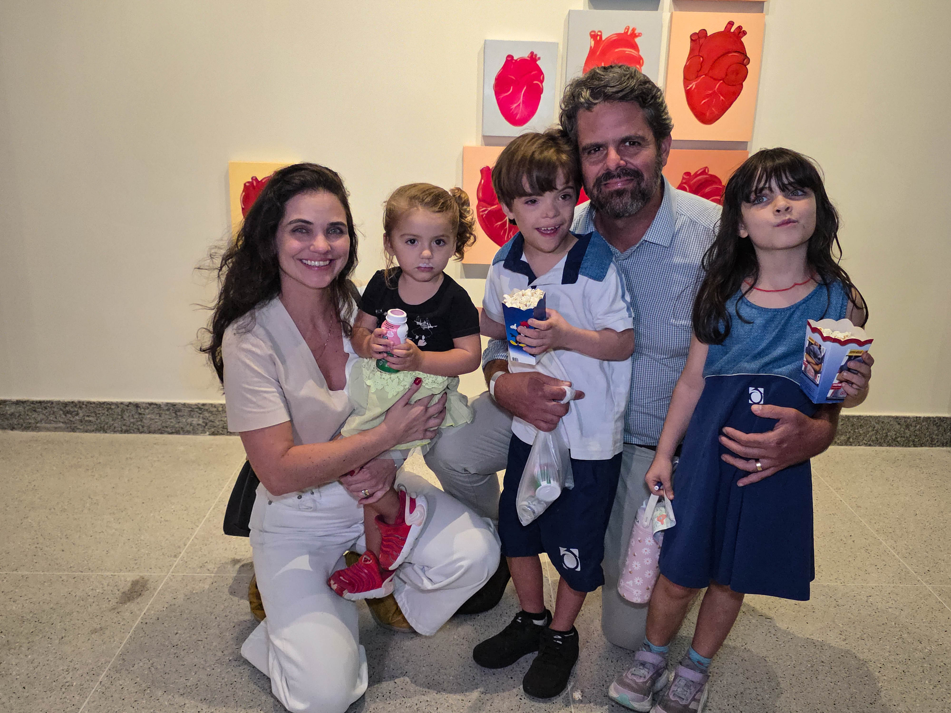 Carolina, Elis, Tom. Vitor e Clara França