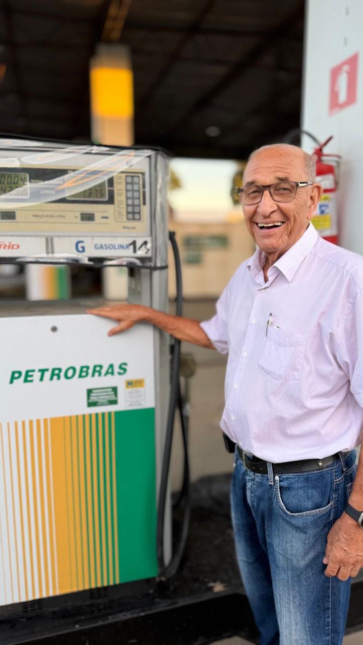 Seu Márcio Salgado: "“Comecei vendendo pirulitos feitos pela minha mãe"