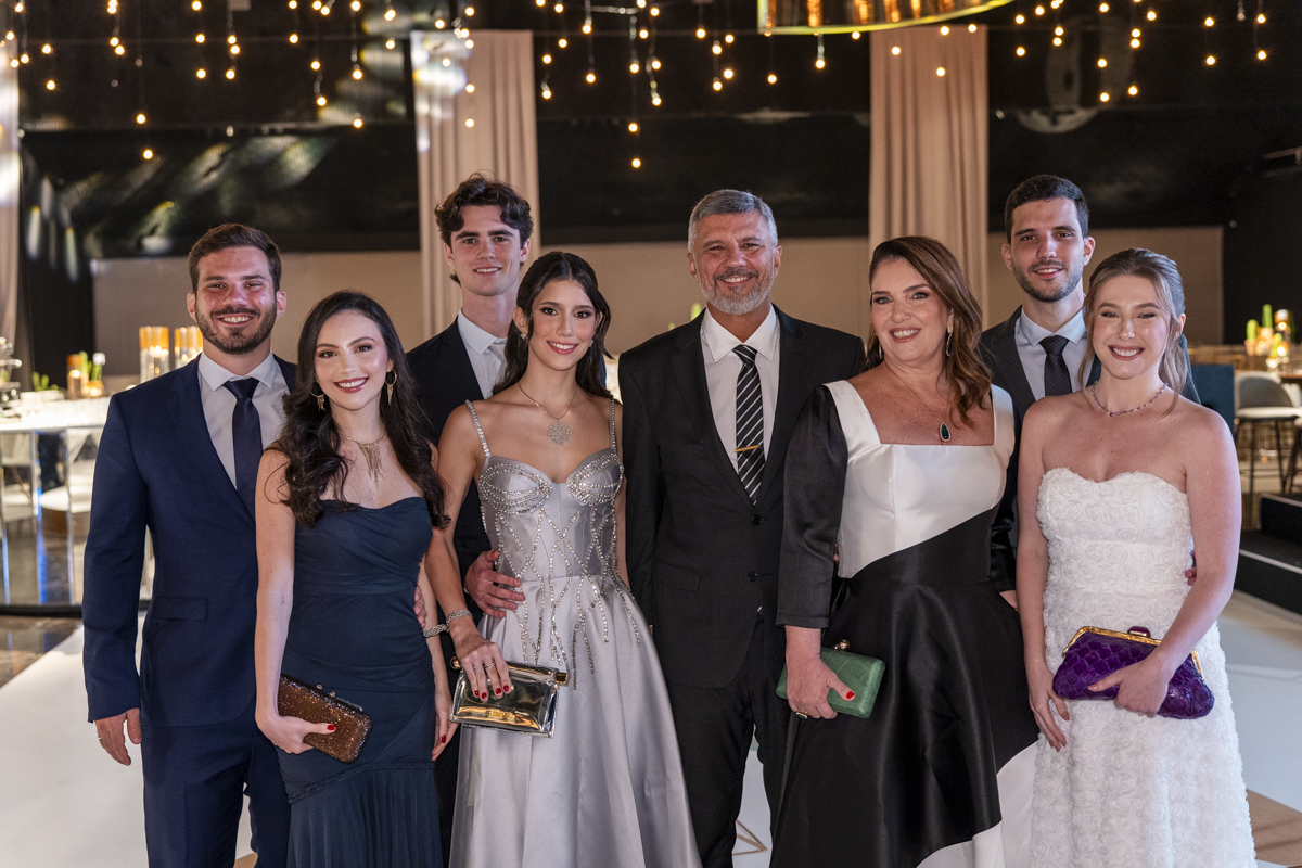 Henrique e Bruna, Alice e Rodrigo, Francisco Carvalho e Jaqueline Devens, Pedro e Fabiely