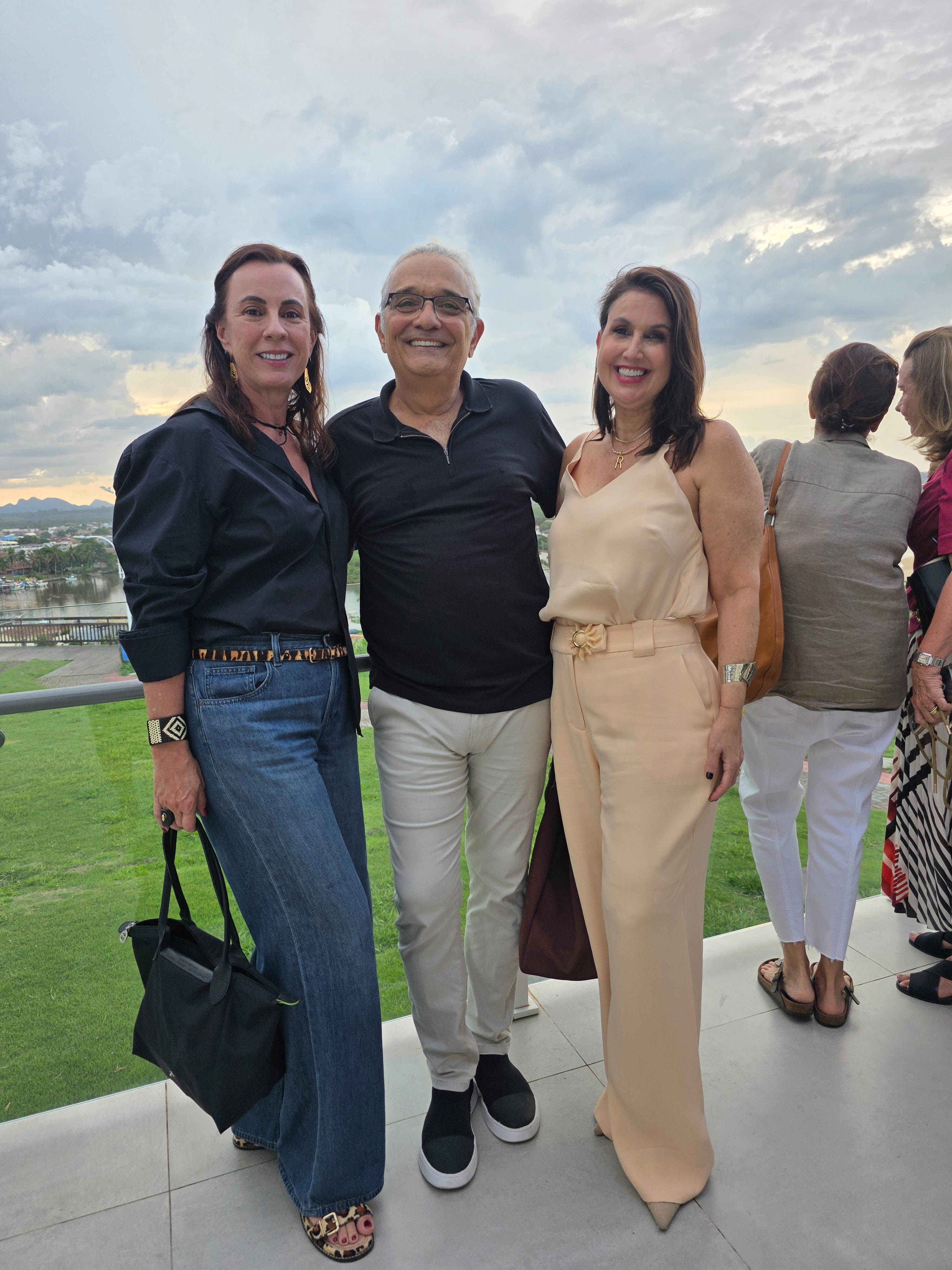 Luciana Almeida, Augusto Pacheco e Renata Rasseli