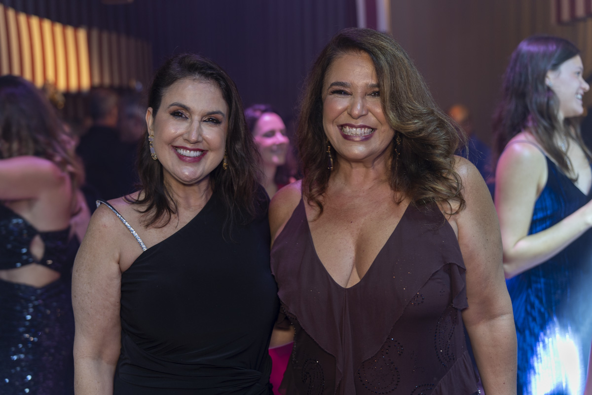 Renata Rasseli e Karla Toríbio Pimenta
