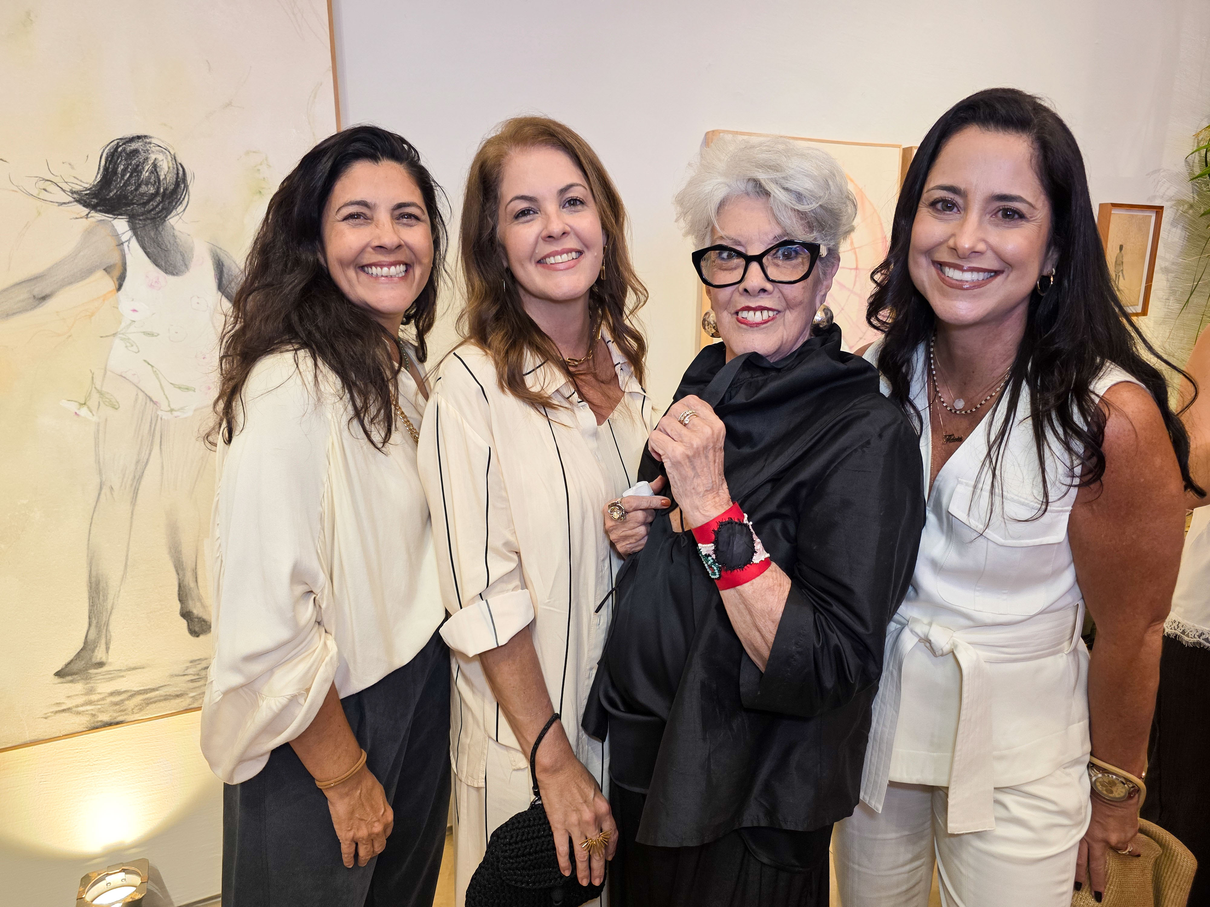 Taiza Ammar, Flavia Ferreira, Eliana Belesa e Flavia Cade