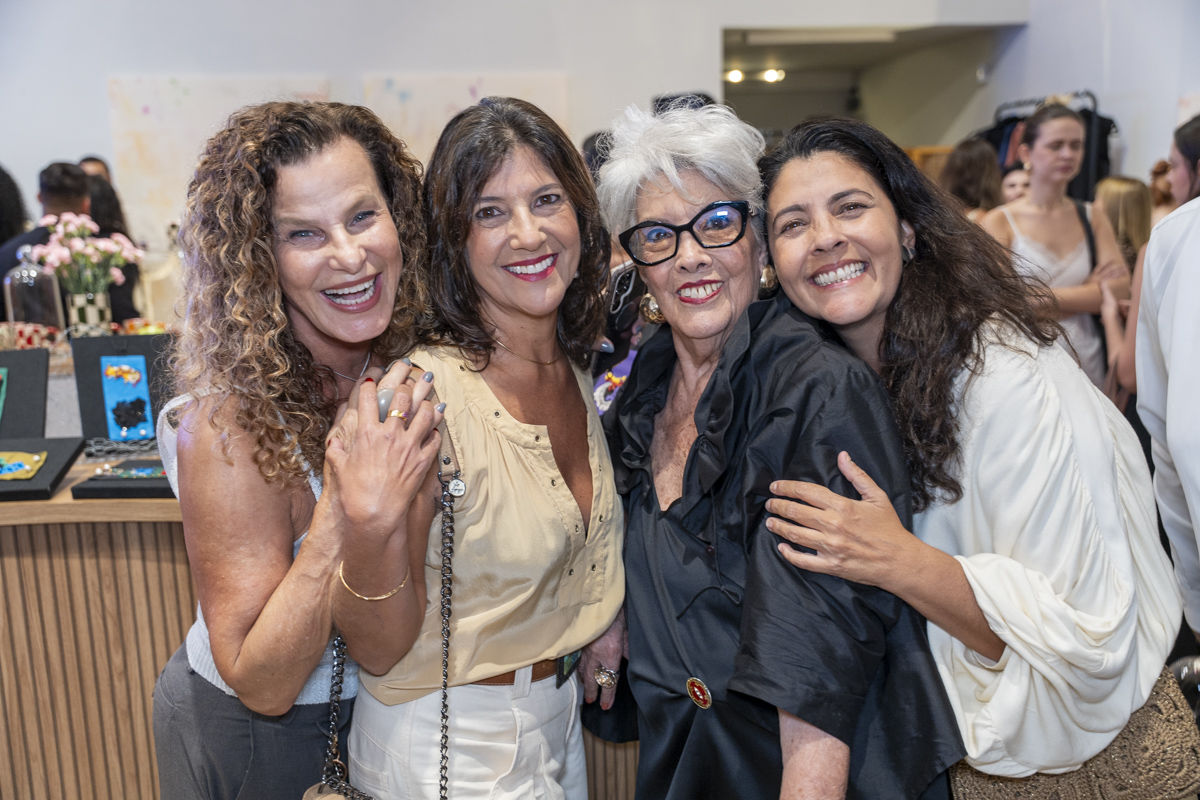 Mônica Zorzanelli, Elissa Ammar, Eliana Belesa e Taiza Ammar