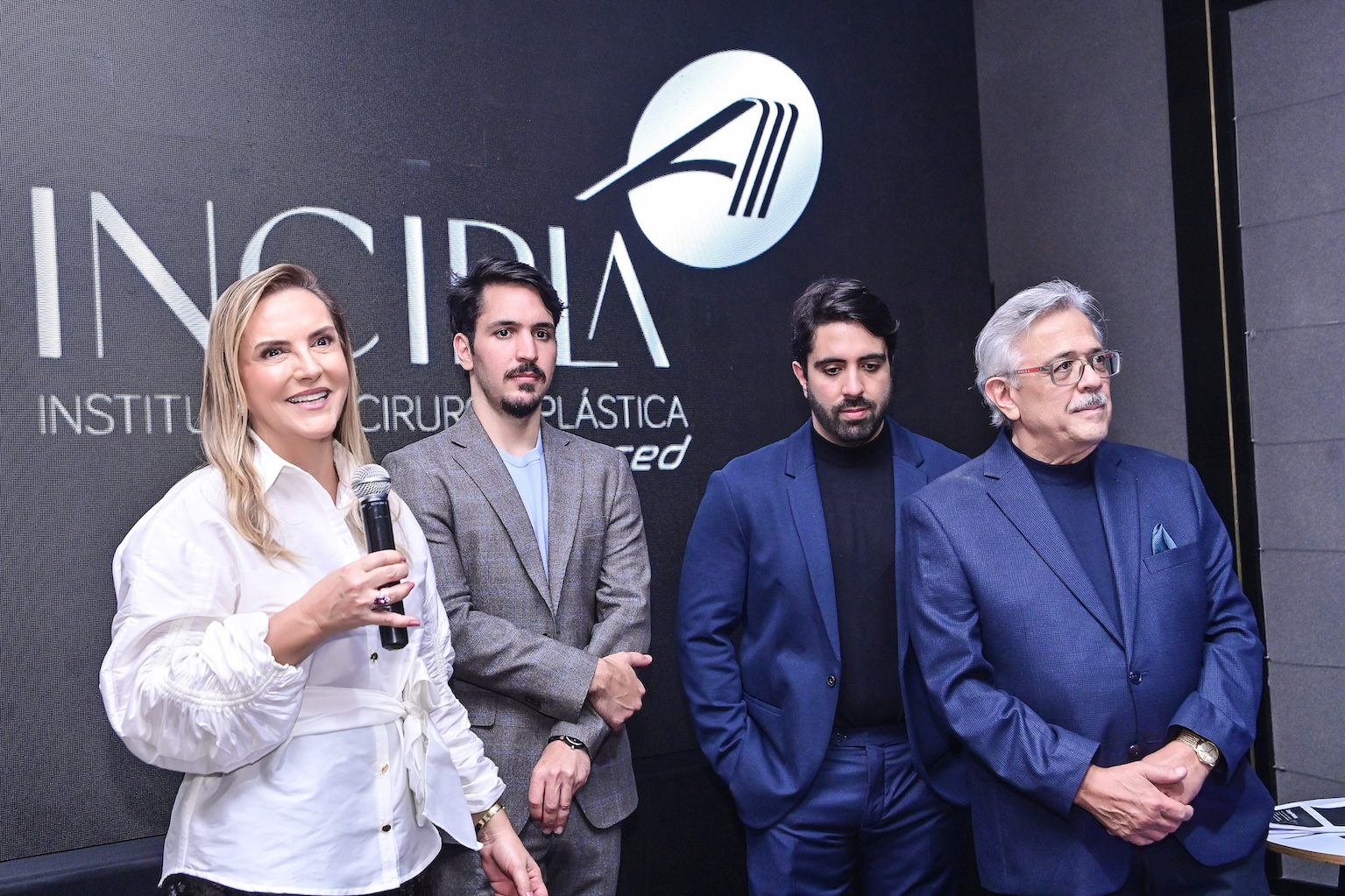 Inauguração do novo instituto de Dr. Ariosto Santos