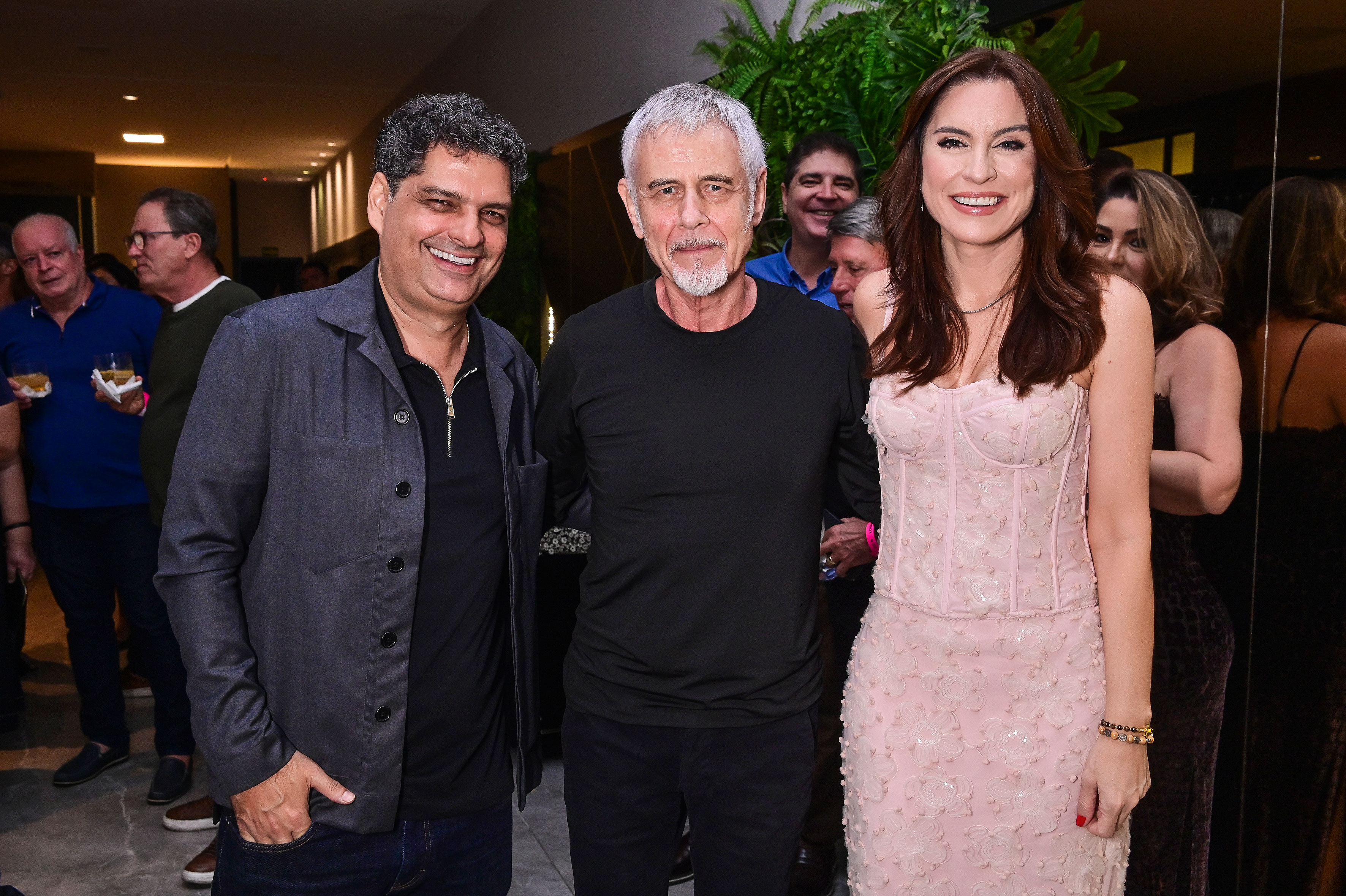 Patrick Ribeiro, Ritchie e Débora Veronez