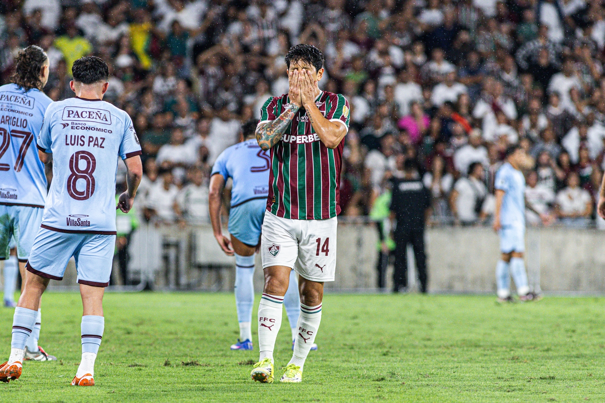 German Cano lamenta pela Partida entre Fluminense X Bolivar