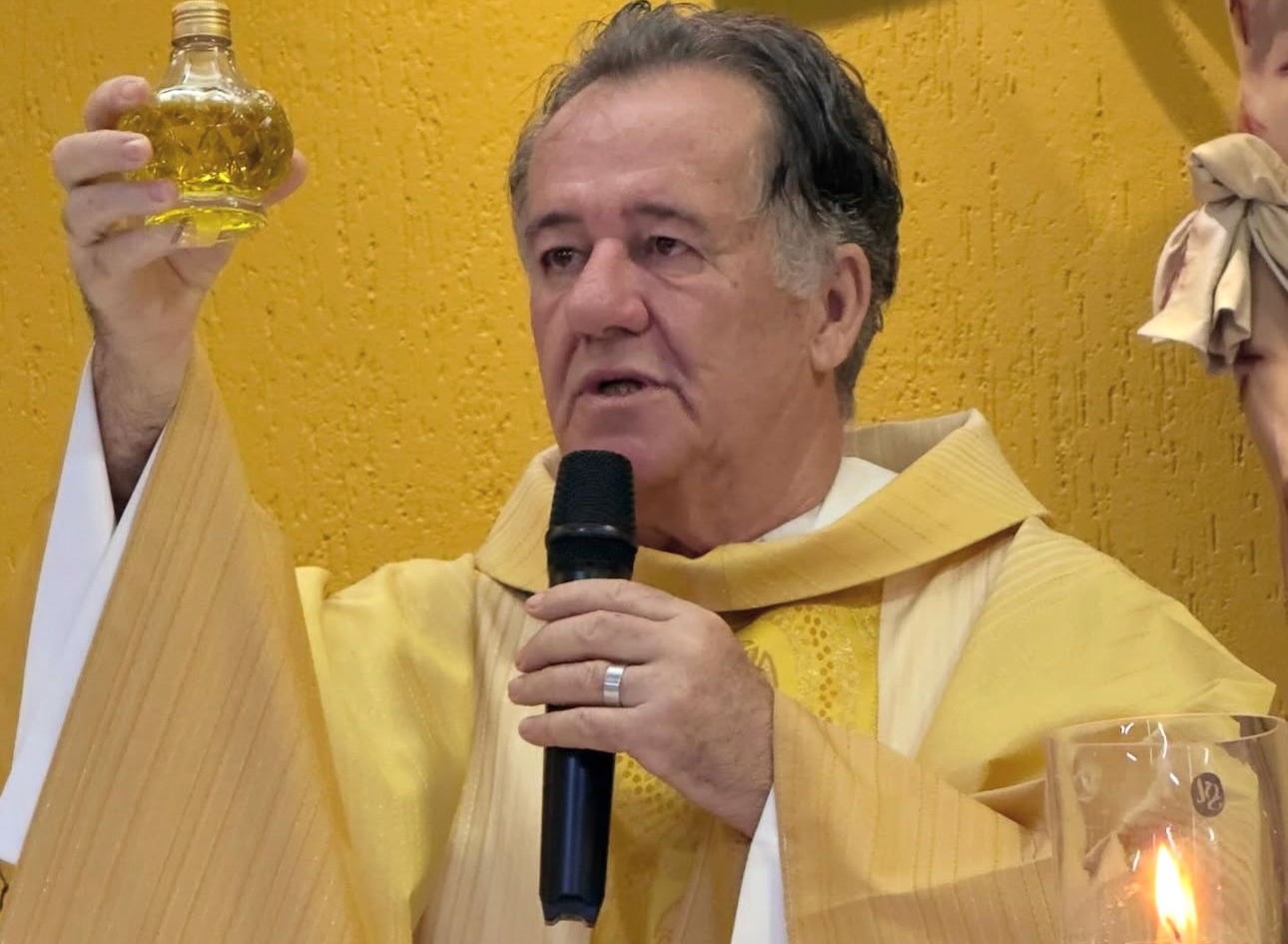 Padre Josemar Stein ficará pelo menos dois meses das suas atividades pastorais