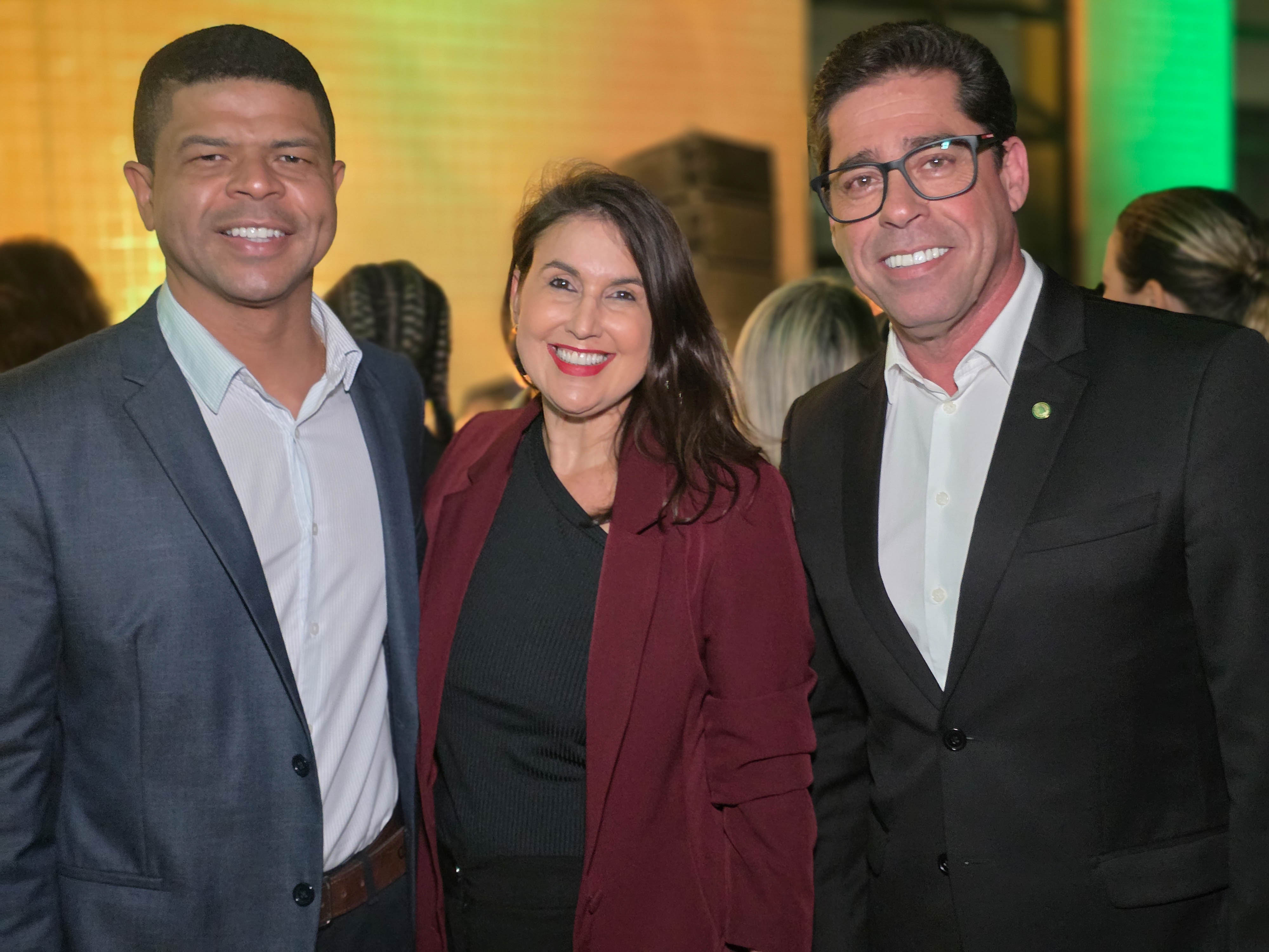 Giliard Ferreira, Renata Rasseli e Marcelo Santos