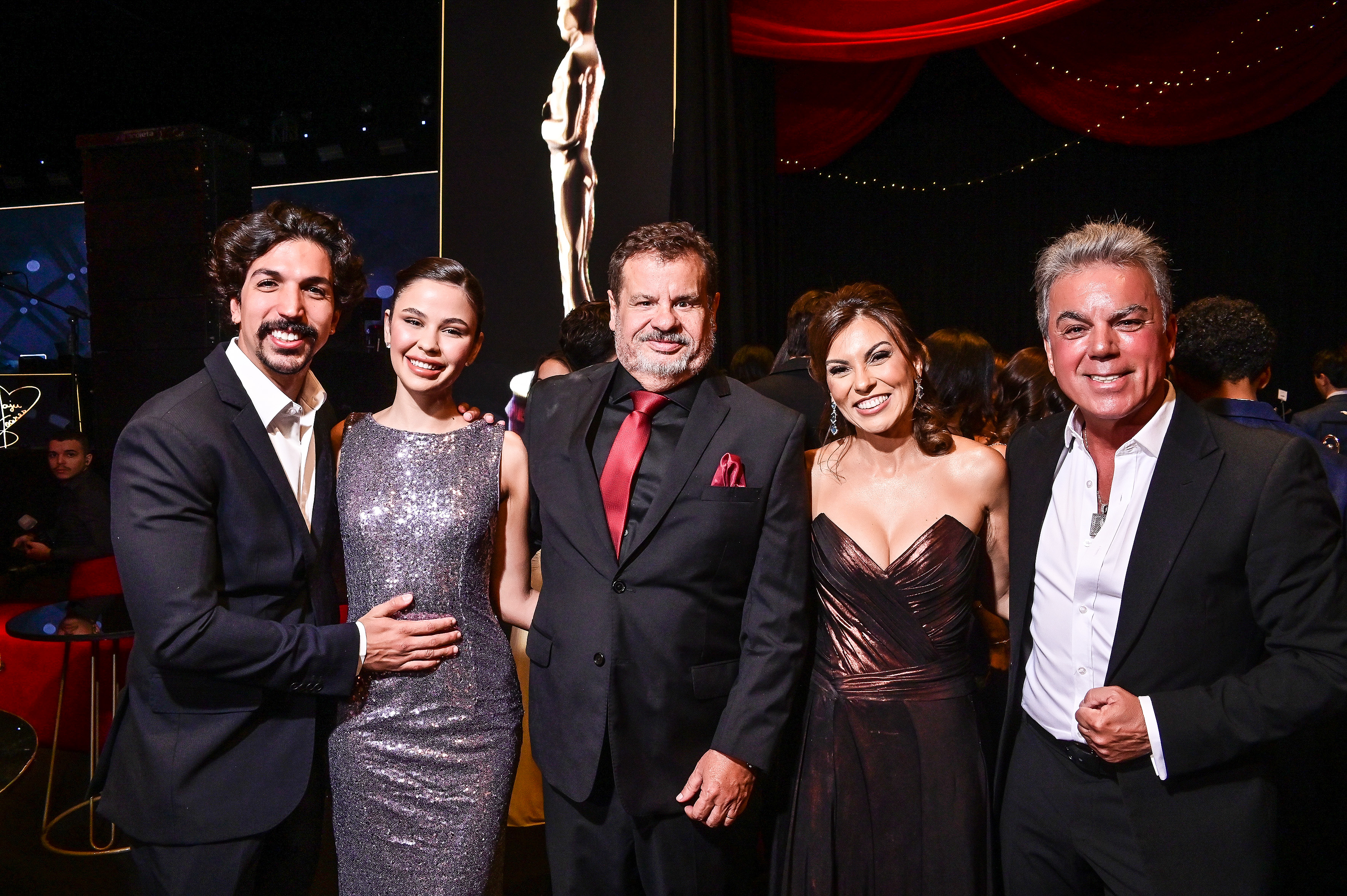 Bernardo Aguilar e Tainá de Barbi, Arlindo e Lucimar Soares, Ivan Aguilar