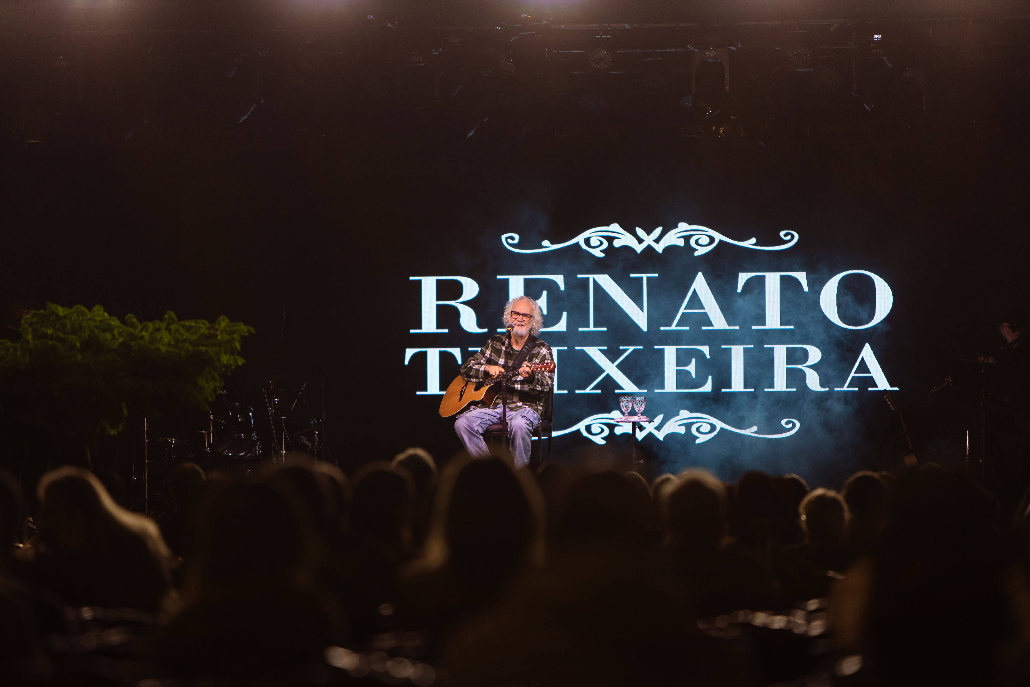 Renato Teixeira foi atração especial no evento de entrega da Fazenda Barão do Império