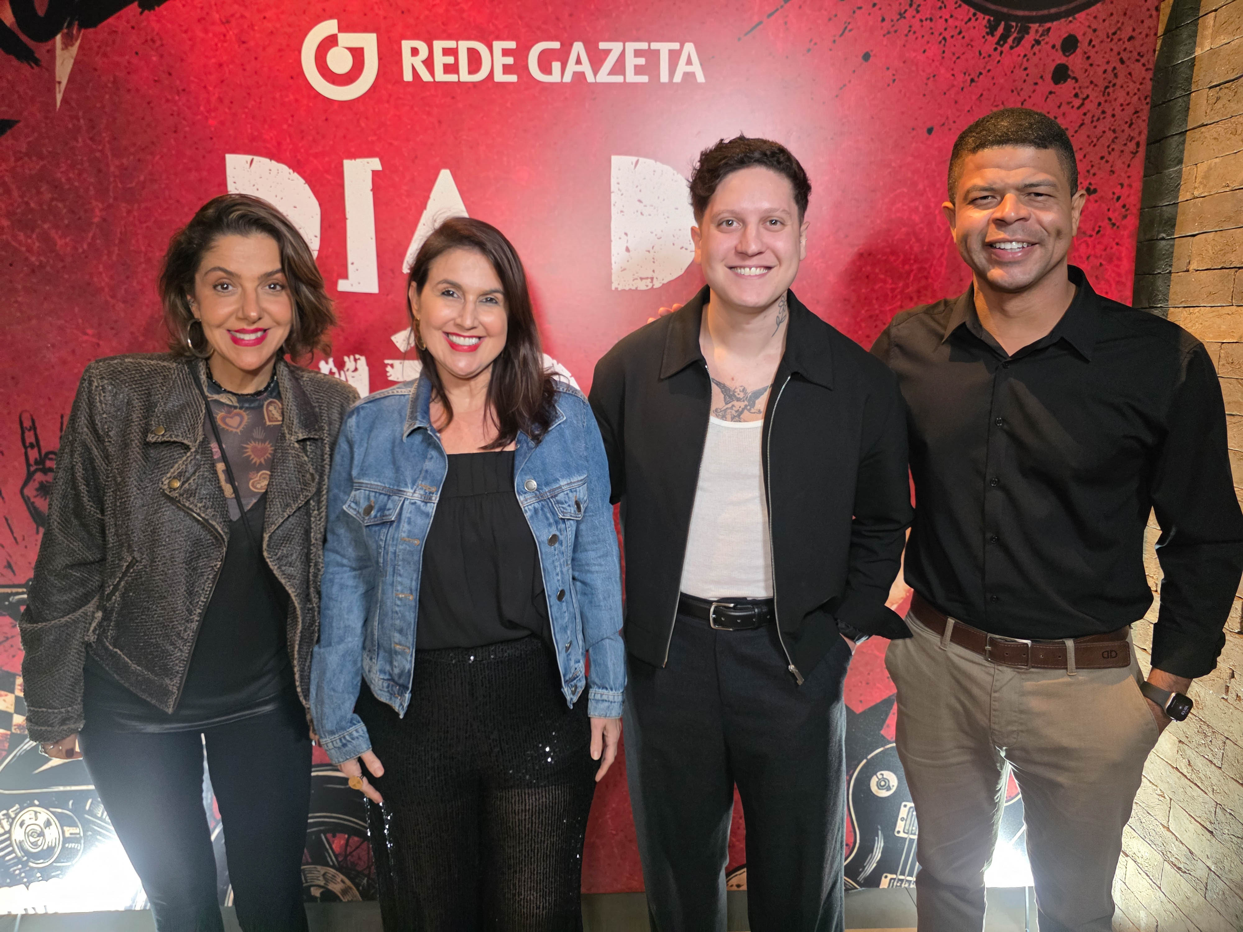 Mariana Perini, Renata Rasseli, Douglas Motta e Giliard Ferreira