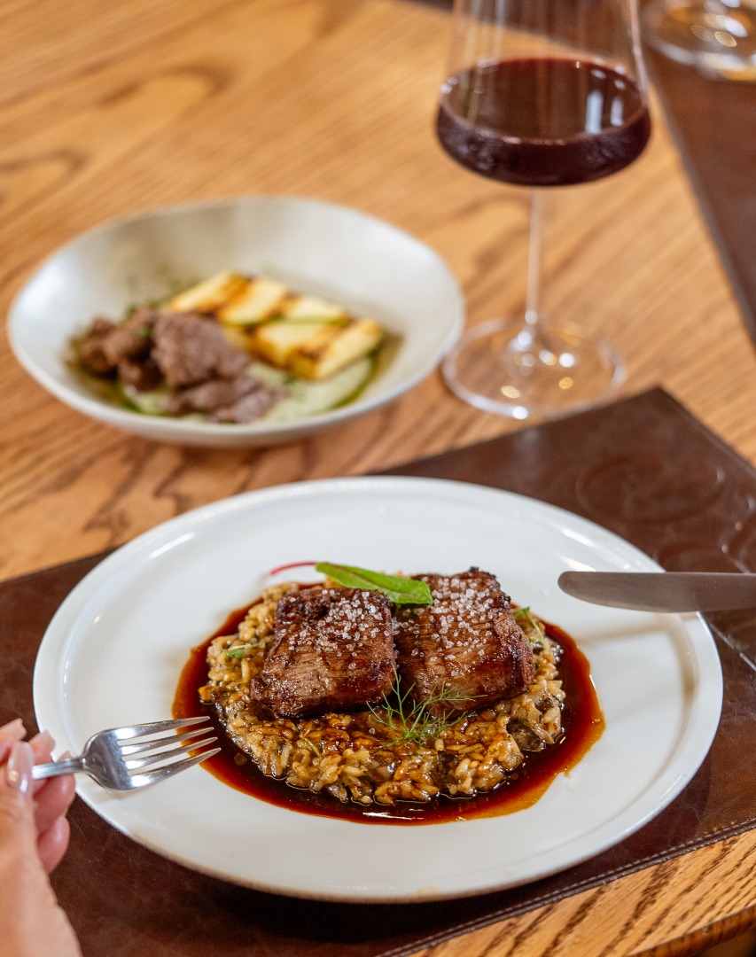 Prato do Tero Brasa e Vinho para o Dia dos Namorados