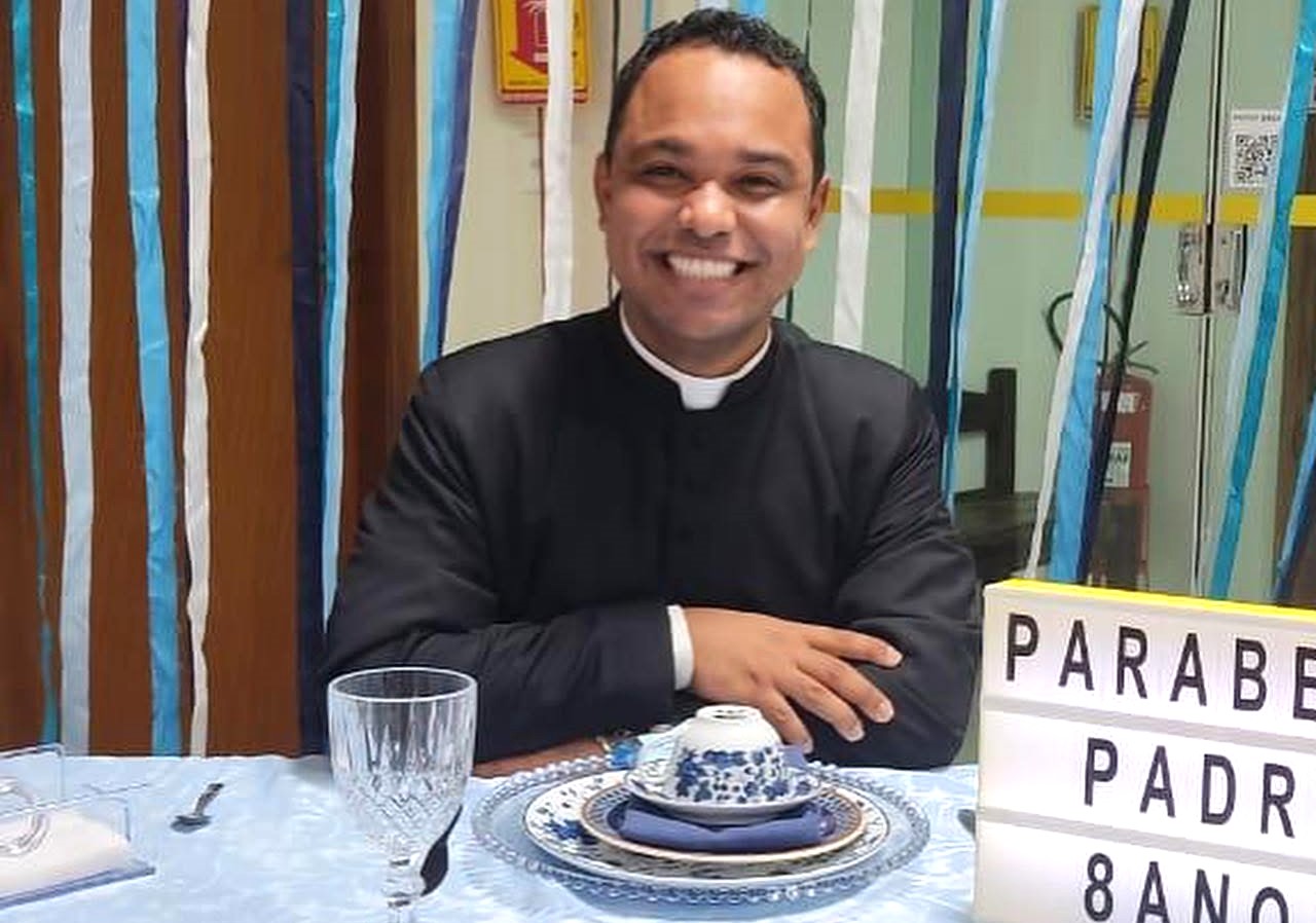 Padre Gudialace: "Vamos unir as três coisas que tanto amamos: rezar, comer e torcer pela nossa seleção"