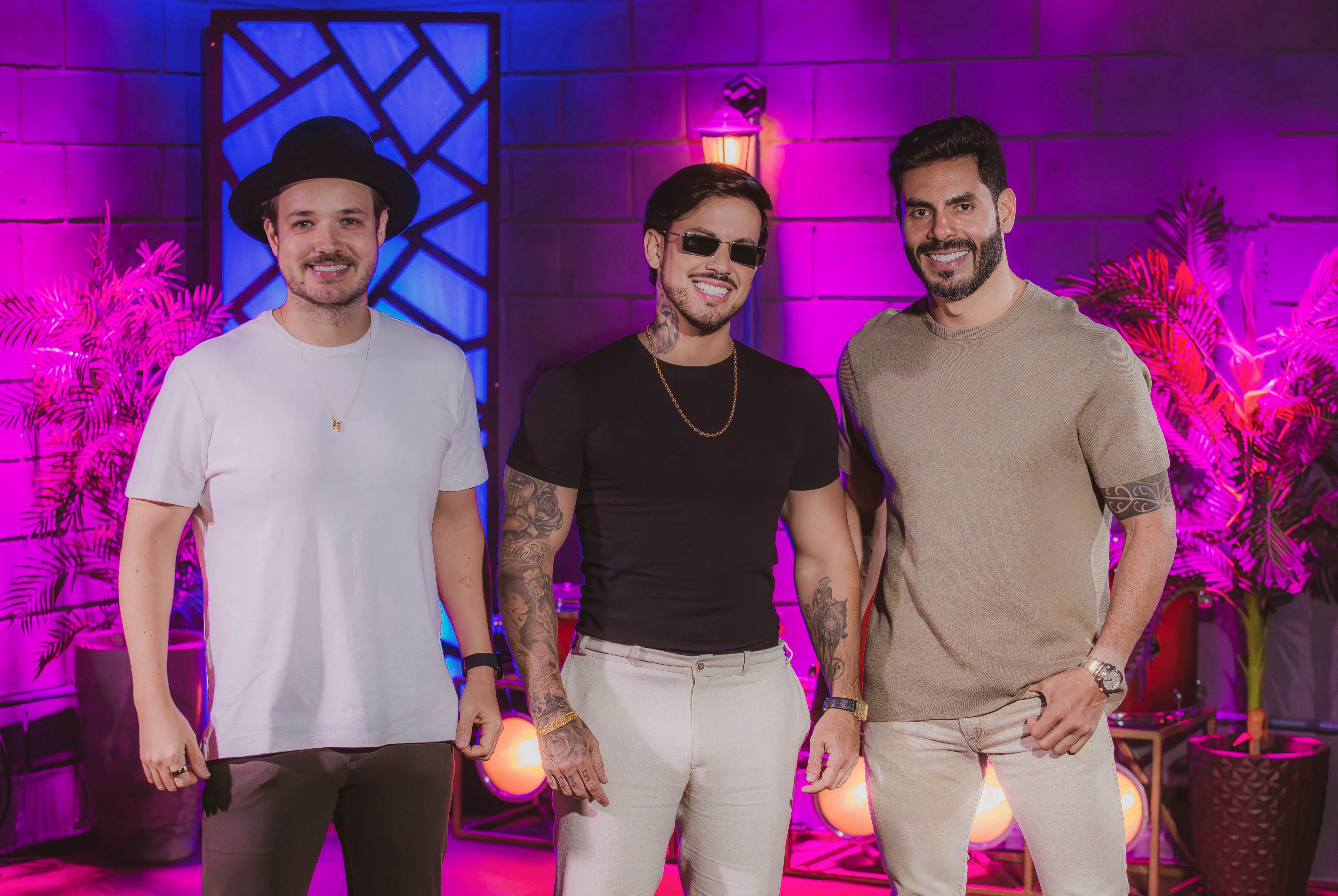 Capixaba se junta a sucesso do sertanejo para sua nova aposta