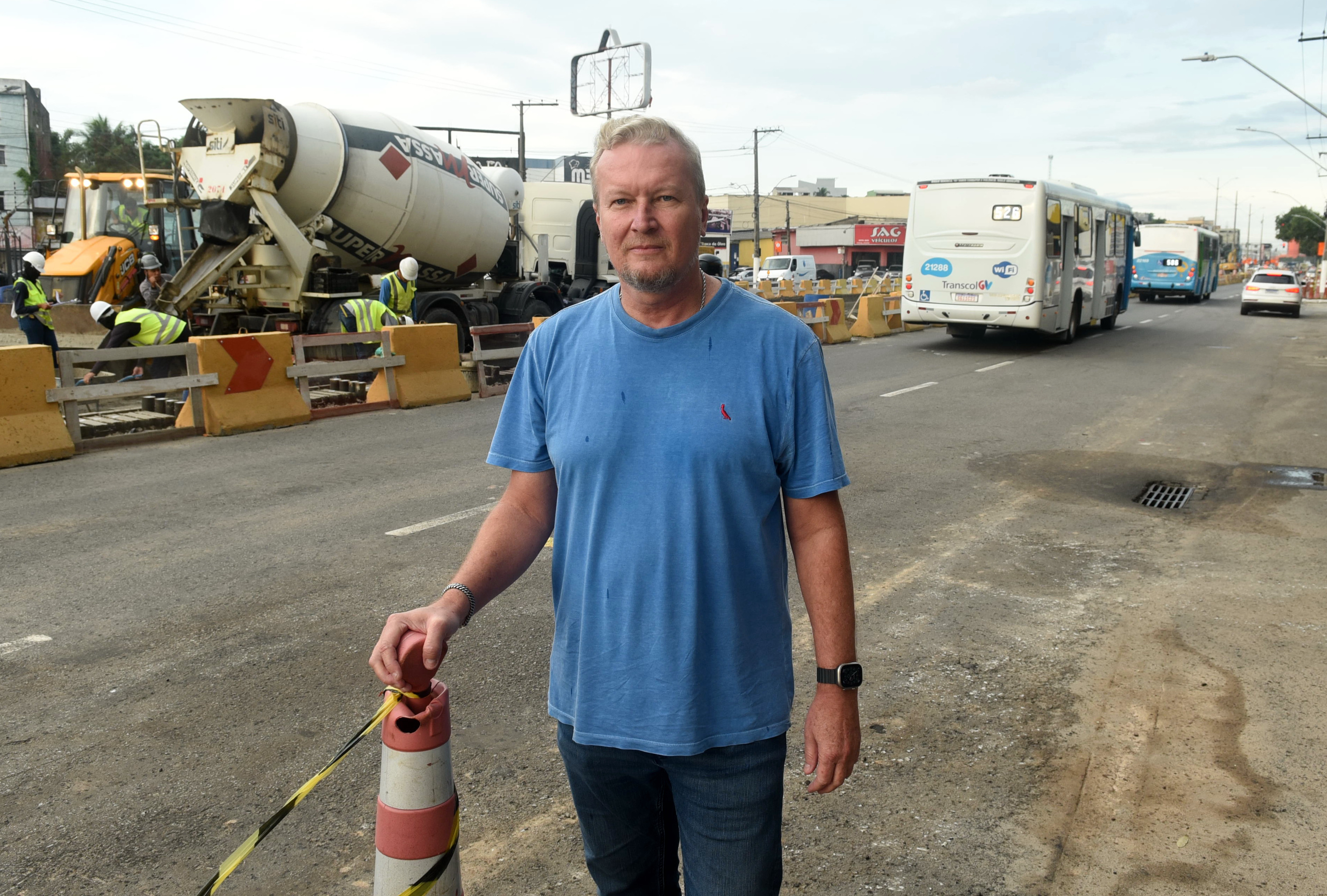 Marcelo Stange, comerciante com loja na Avenida Carlos Lindenberg, Vila Velha
