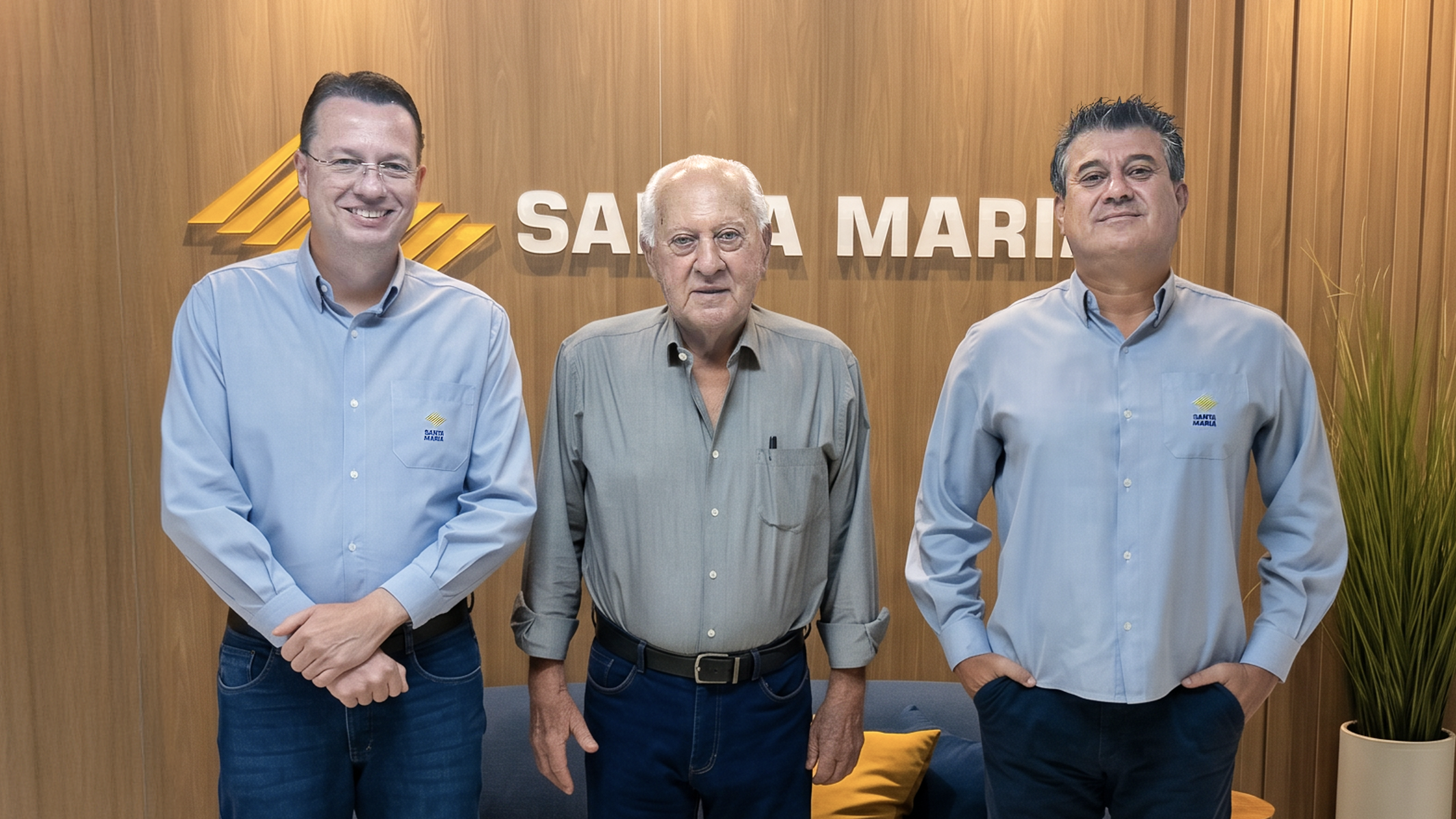Por ordem (da esquerda para a direita): Carlos Alberto Lima (Diretor Vice-Presidente), Angelo André Bosi (Diretor Presidente) e Alexsandre Leite Ferreira (Diretor)