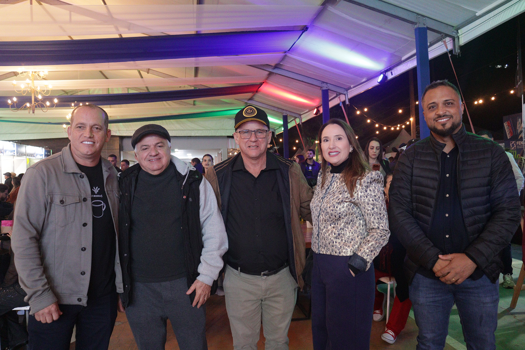 Flavio Augusto Cola Rocha, o Diretor-geral Aderes, Alberto Farias Gavini Filho, o prefeito da cidade Valber de Vargas Ferreira, Patrícia Cangussu gerente da Regional Serrana do Sebrae e Cristiano Lopes