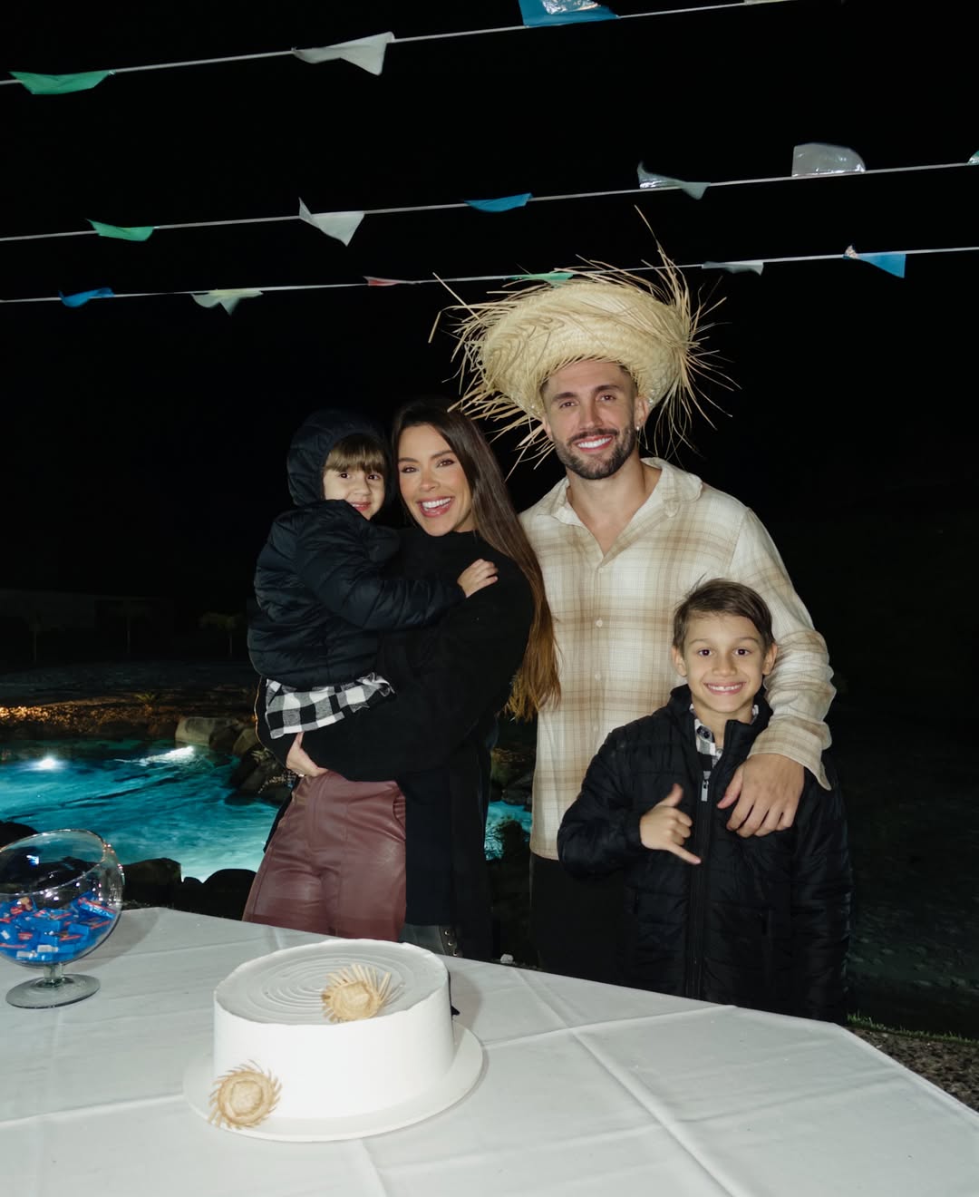 Arthur Picoli faz festa junina em Conduru, no ES