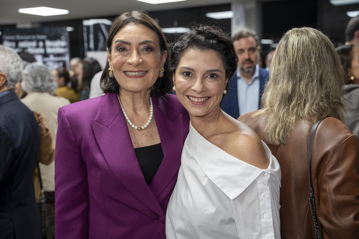 Elda Bussinger e Maria Clara Mendonça Perim