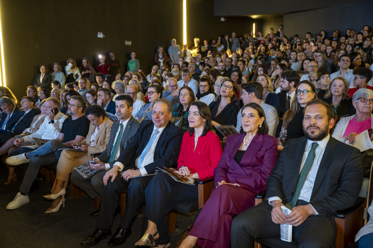 Lançamento do documentário e exposição de fotos “Adauto"