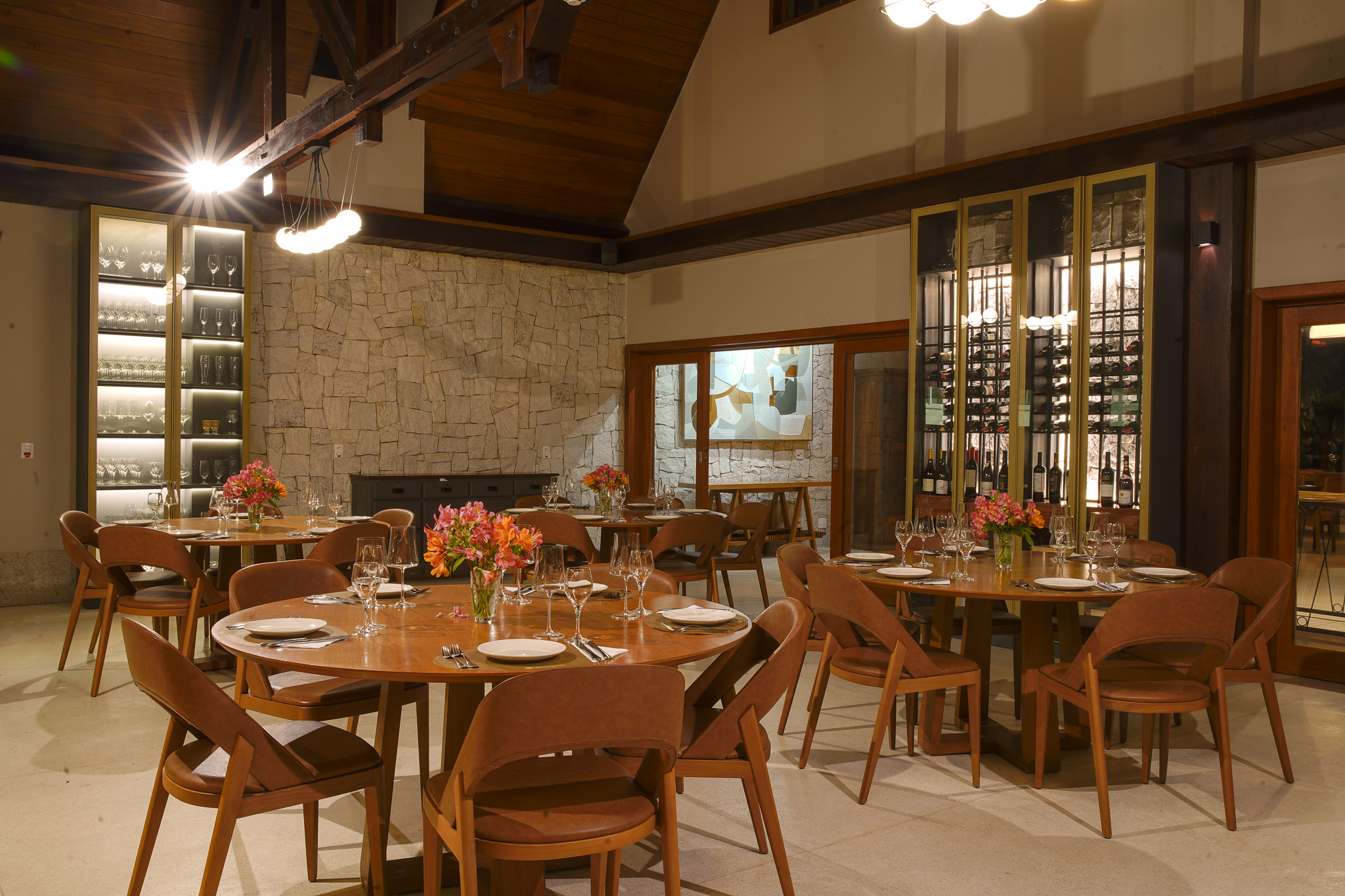 Restaurante Sapucaia da Mata, no Hotel Natureza Eco Lodge, em Vargem Alta