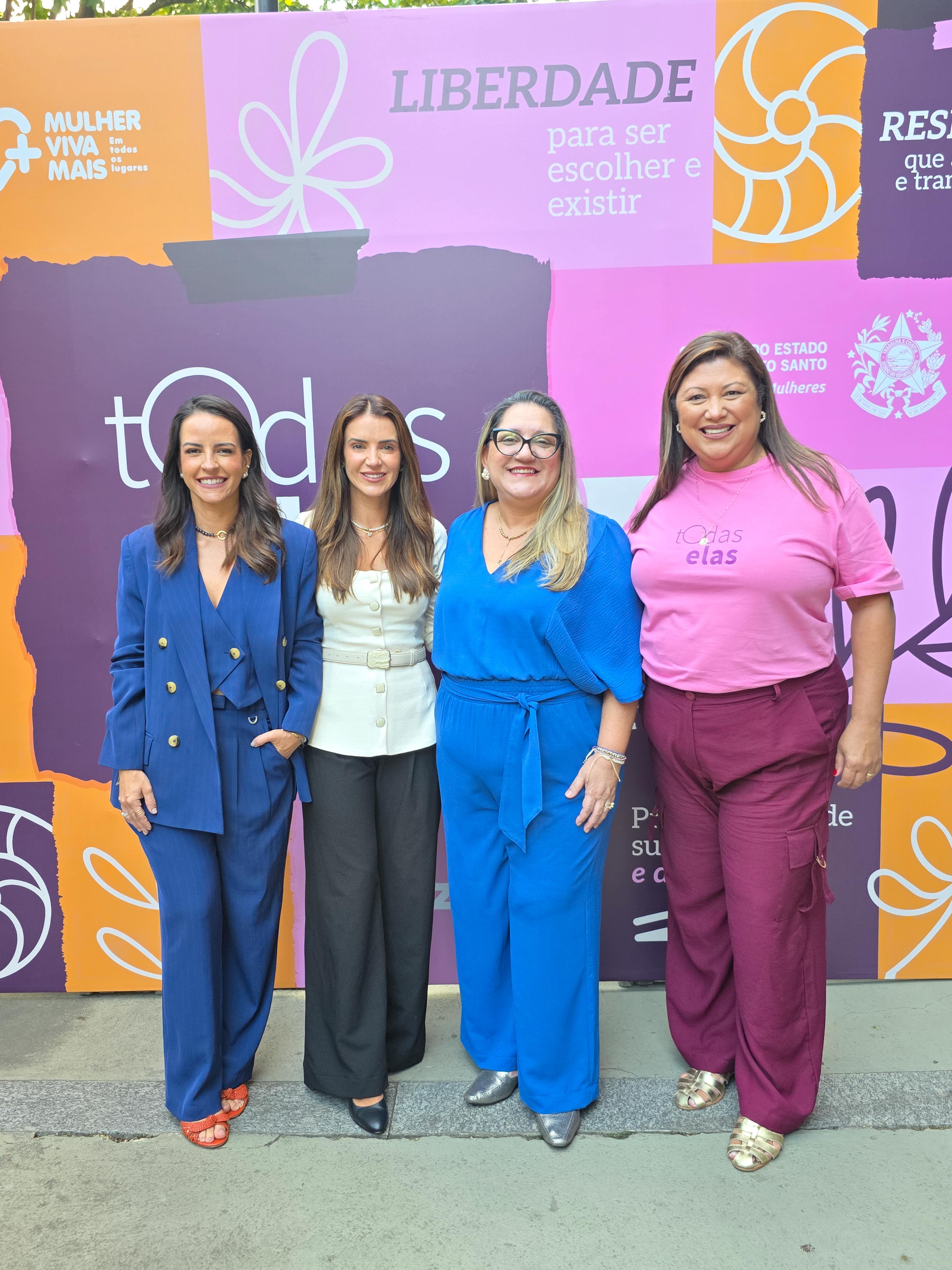 Thaita Trevizan, Alline Zanoni, Fabiana Malheiros e Elaine Silva