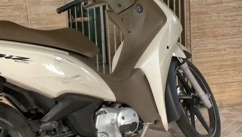 Moto que suspeito tentou roubar e foi baleado em Cariacica