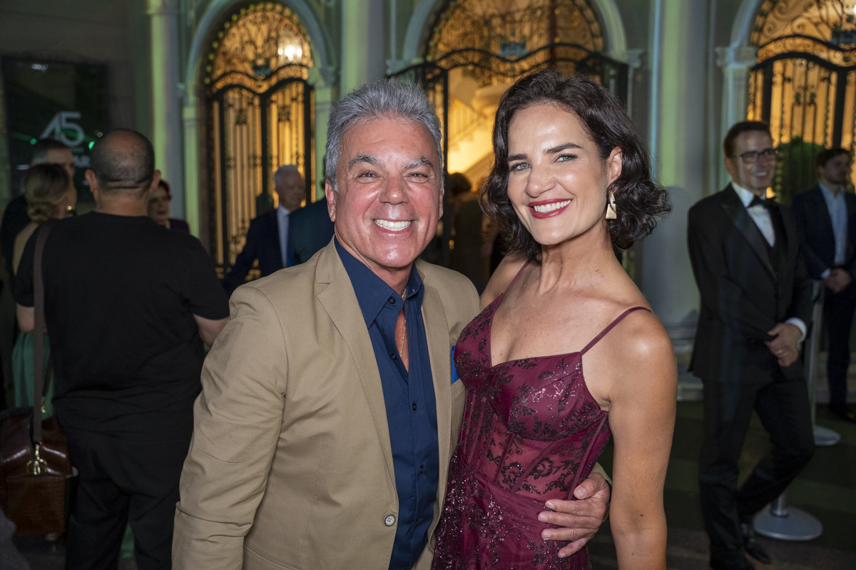 Ivan Aguilar e Flavia Almeida