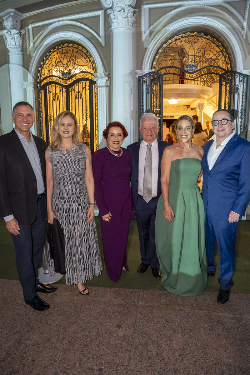 Café Lindenberg e Giovanna Destri, Sebastião e Delva Almeida, Bartira Almeida e Nelson Teixeira