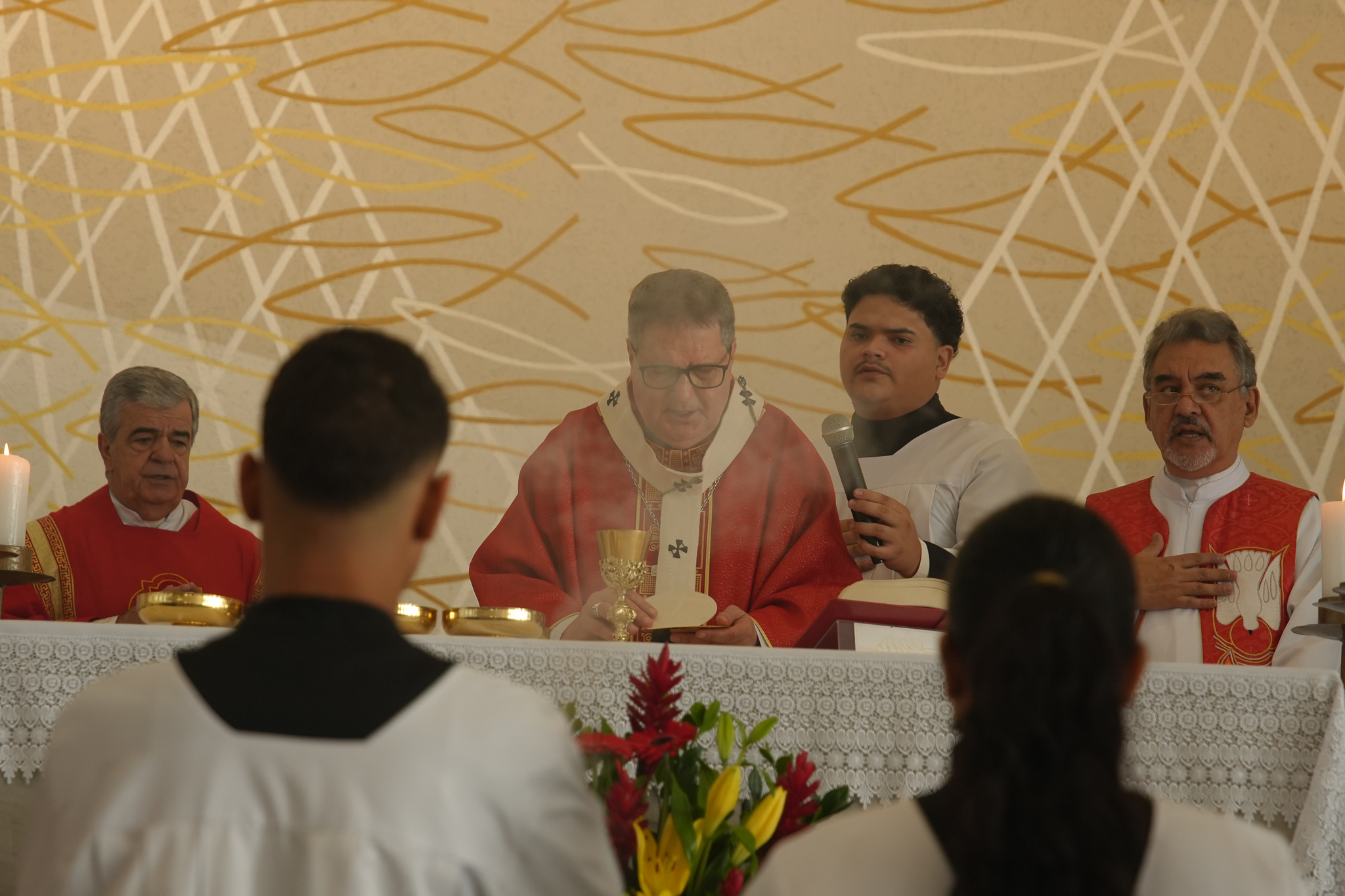 Missa e procissão marítima de São Pedro