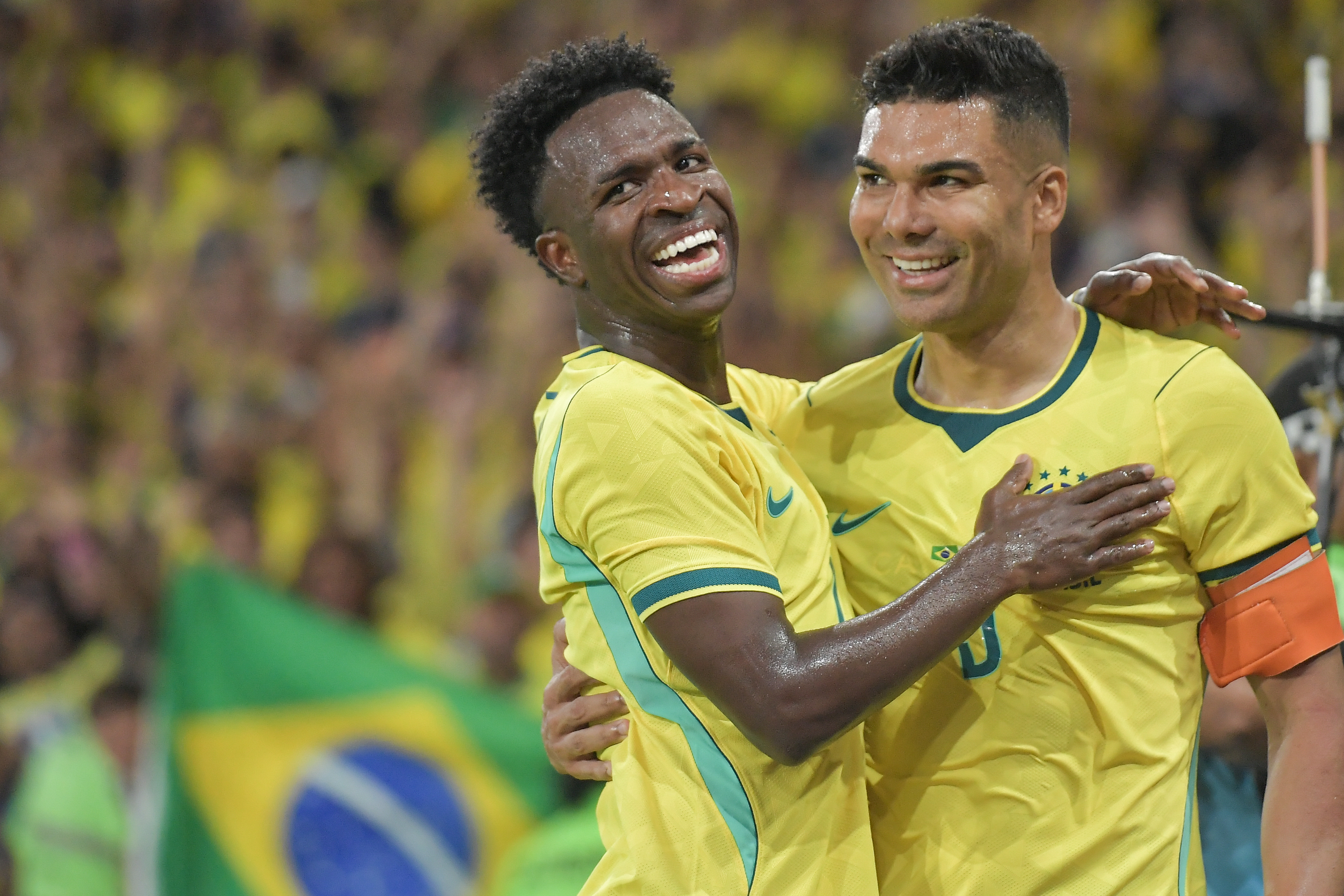 Brasil vence o Japão de virada e está nas oitavas de final