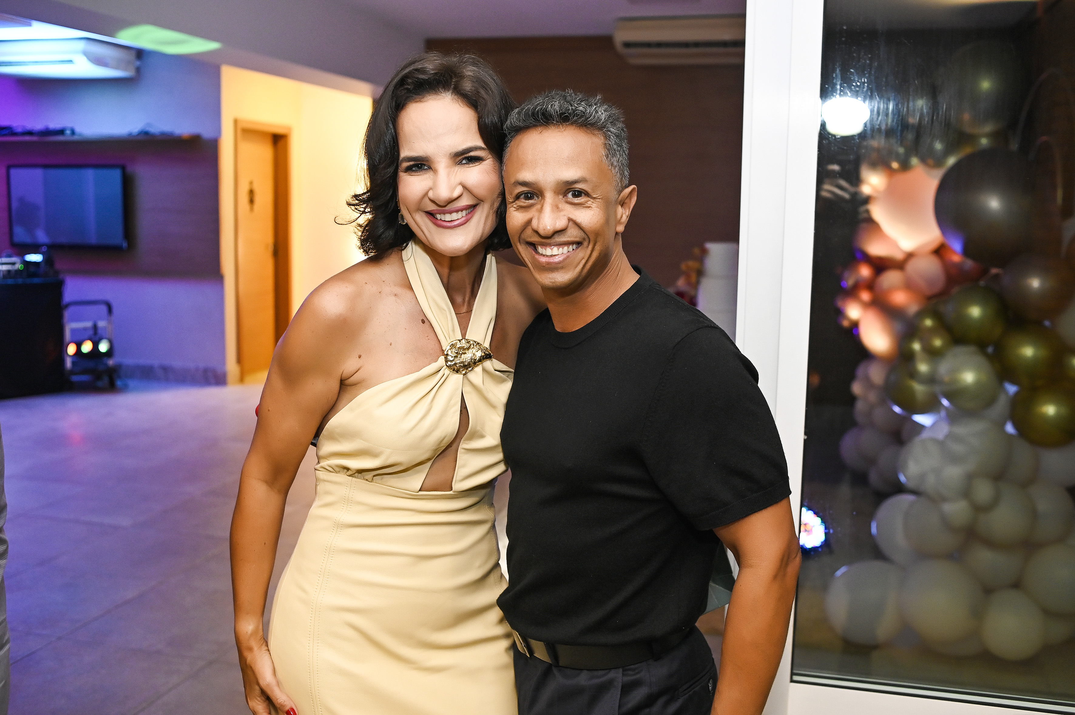 Flavia Giacomin Almeida e Andrezinho Castro
