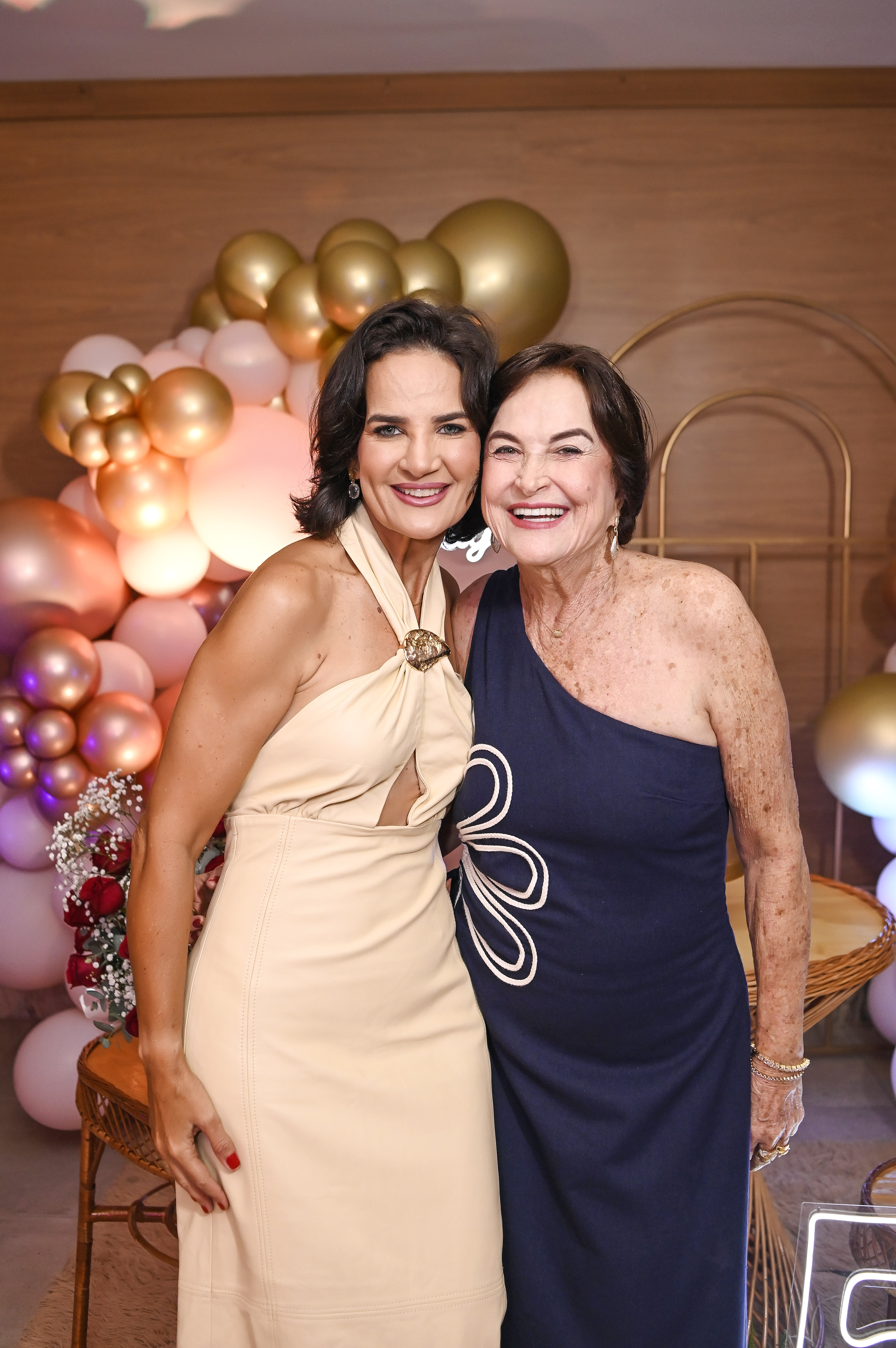 Aniversário de 50 anos de Flávia Almeida