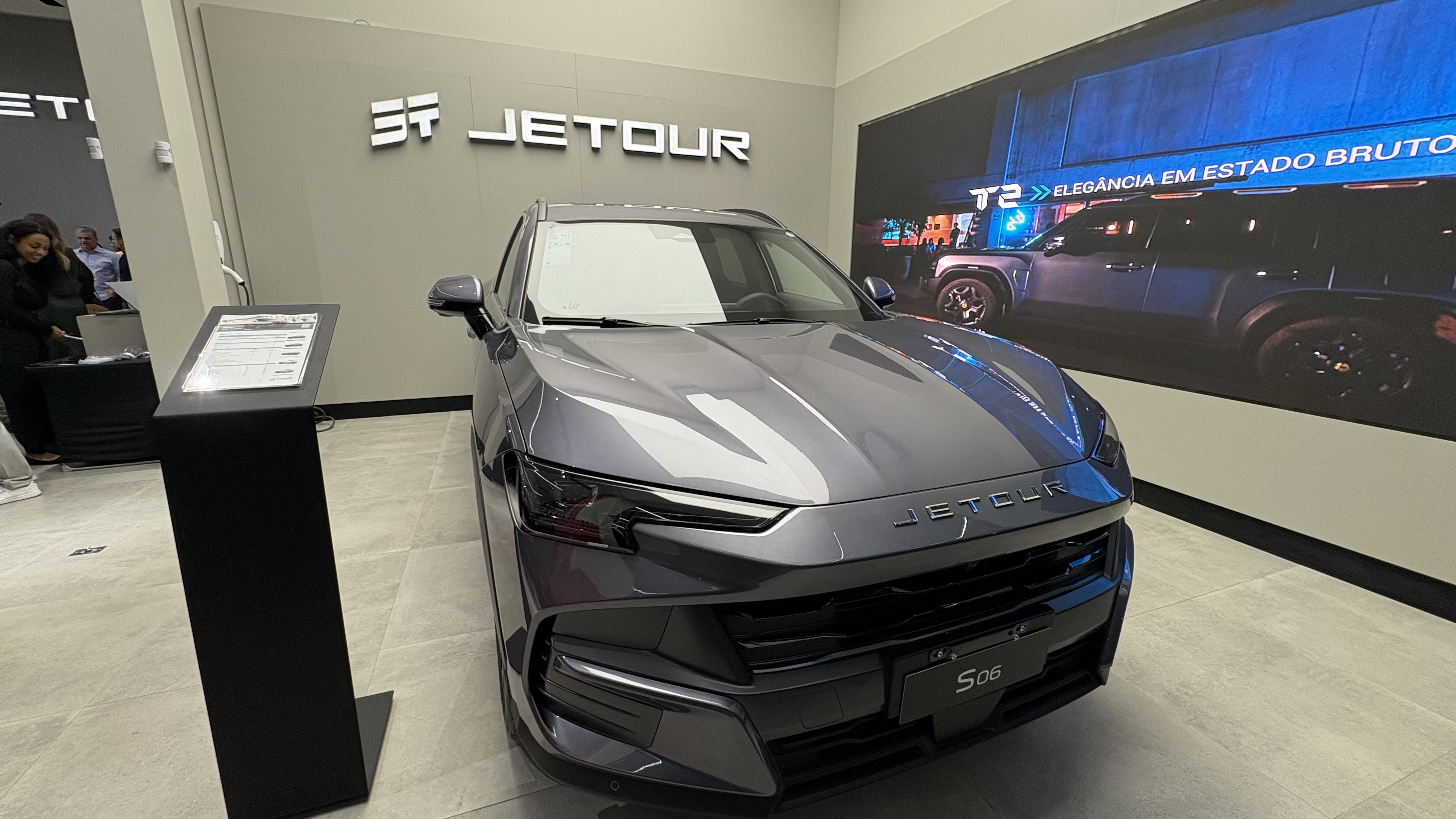 Jetour S06