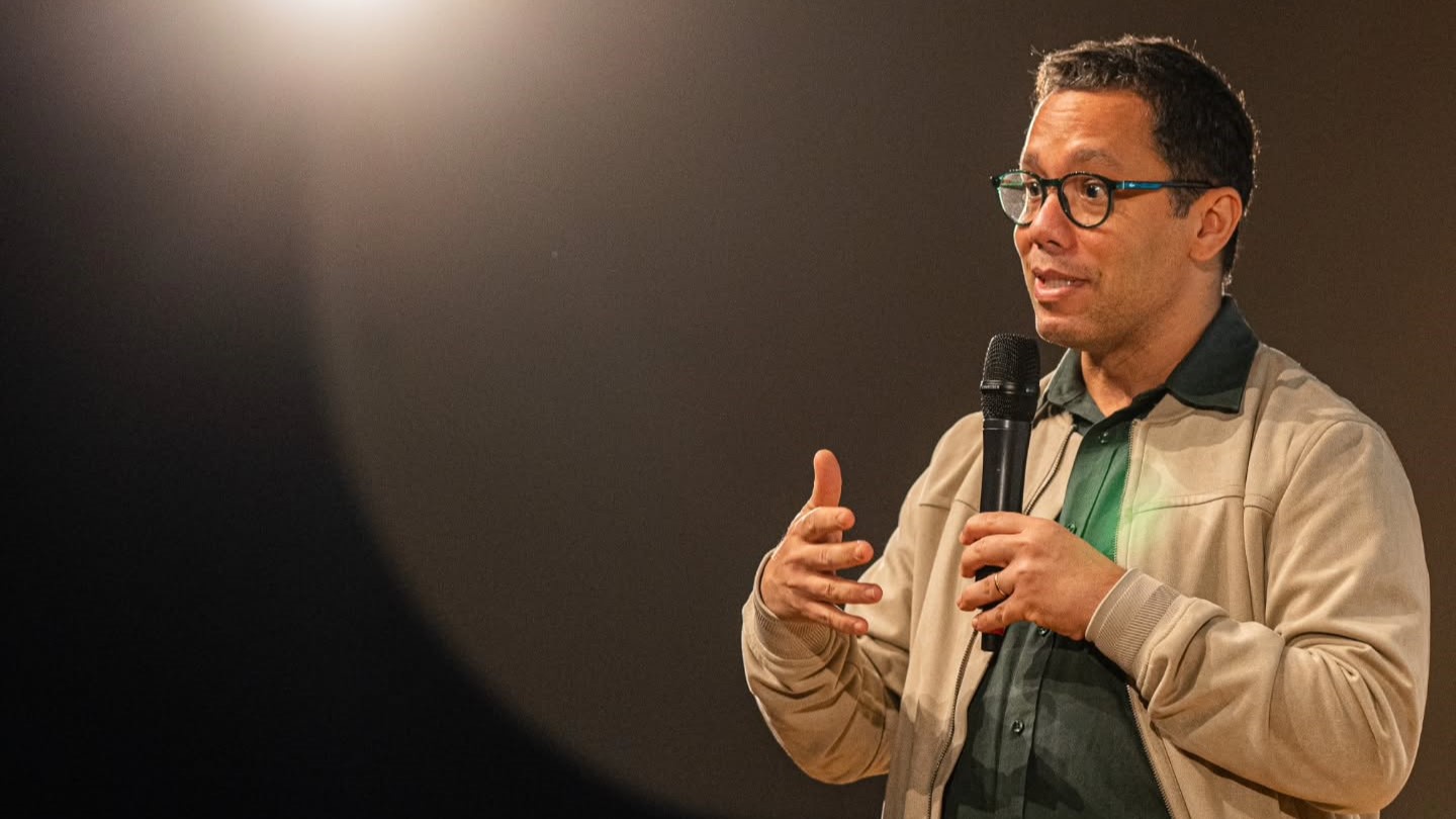 Itamar Vieira Jr. é o autor do sucesso Torto Arado, que já vendeu mais de 1 milhão de cópias
