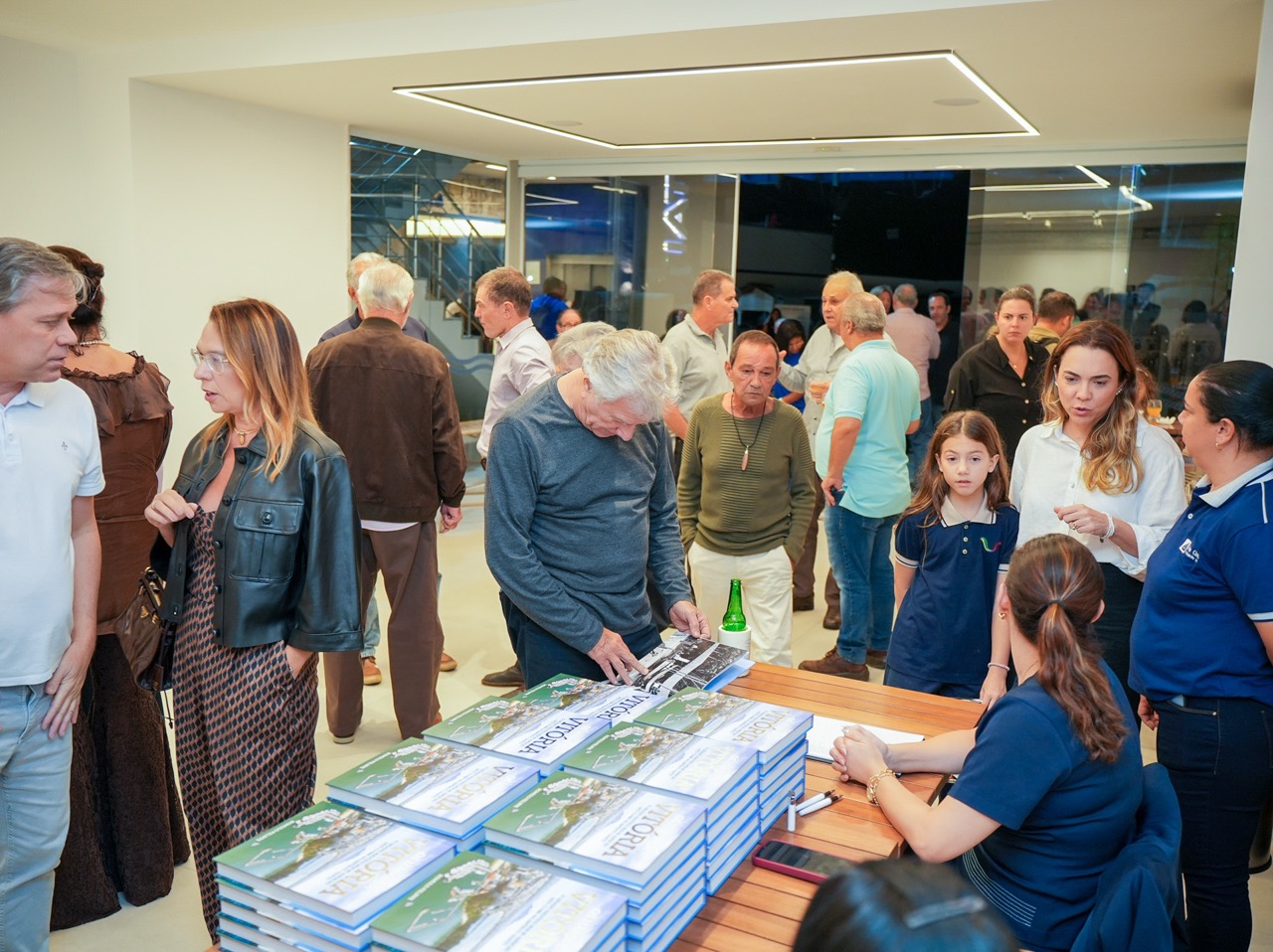 Lançamento do livro "Os mares da Vitória"