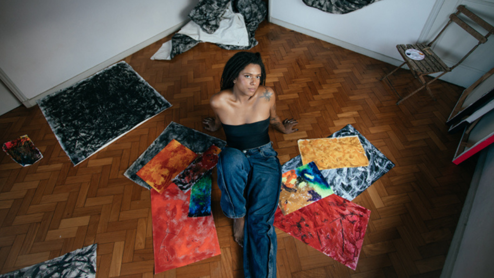 A nova mostra mistura memória e intimidade em arte no Centro de Vitória