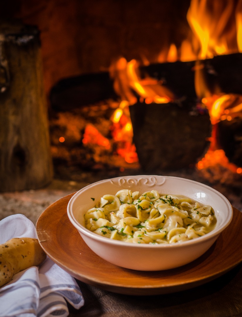 Agnolini/sopa de cappelletti do restaurante Cafe Haus, em Santa Teresa