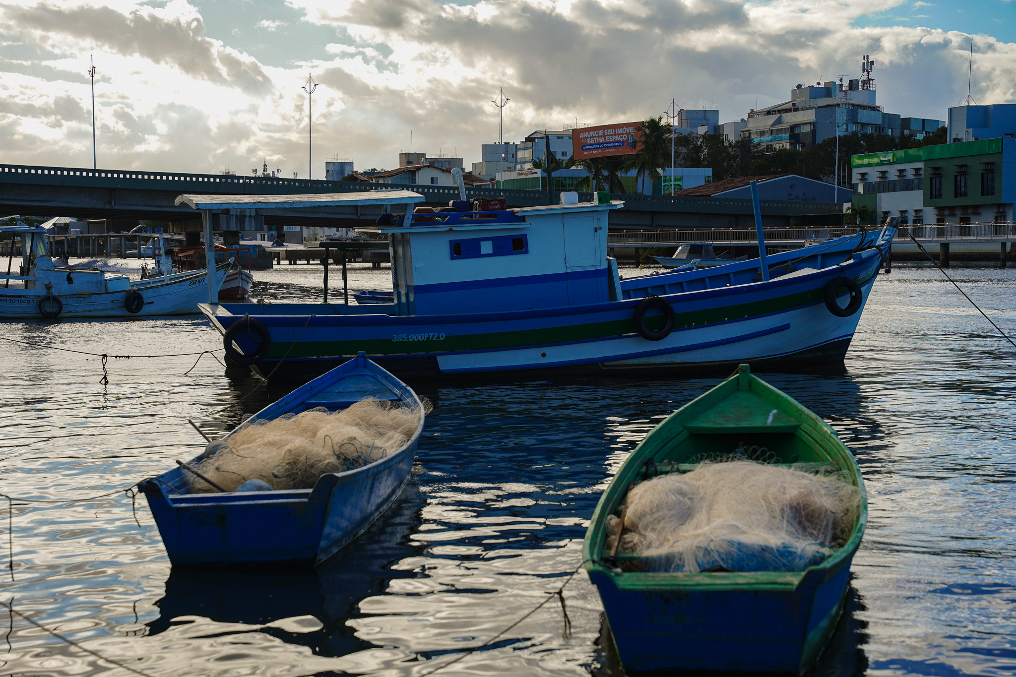 Parte da nova orla do Canal de Camburi, na Praia do Canto, foi inaugurada