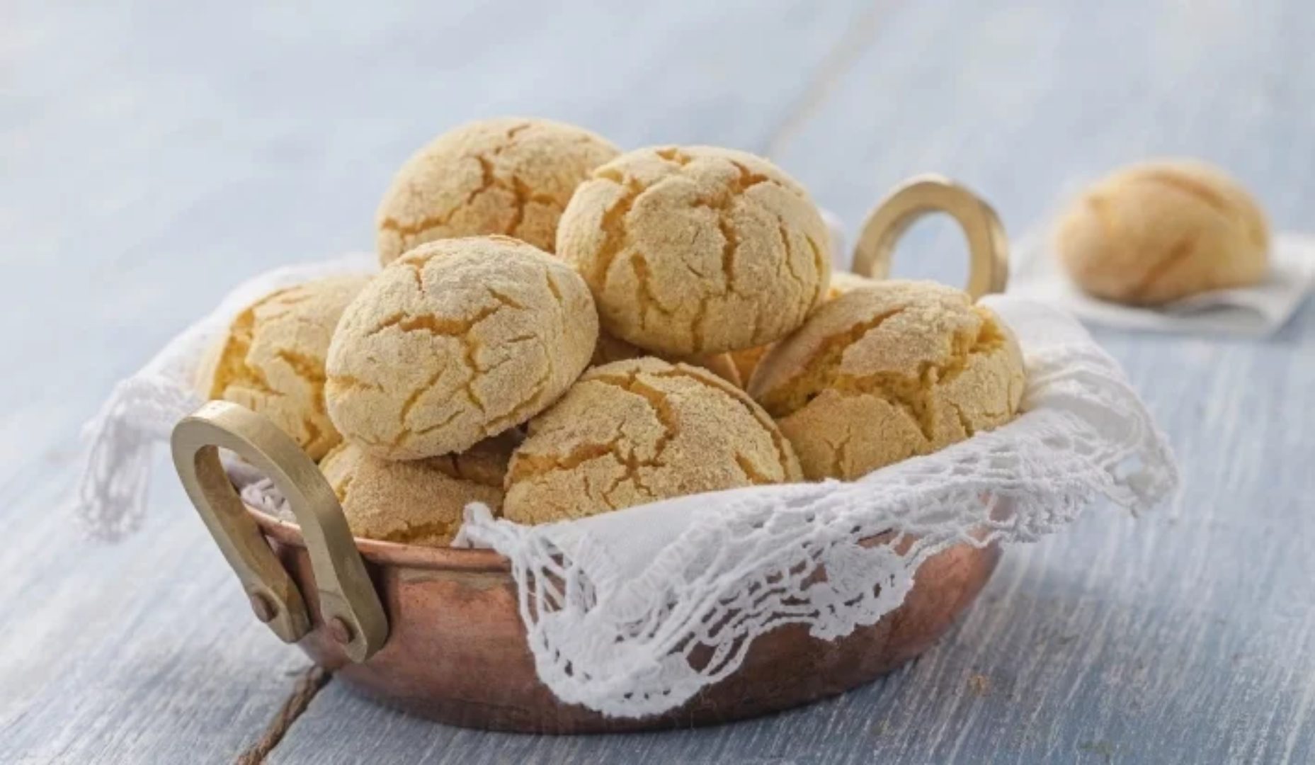 Broinhas de fubá