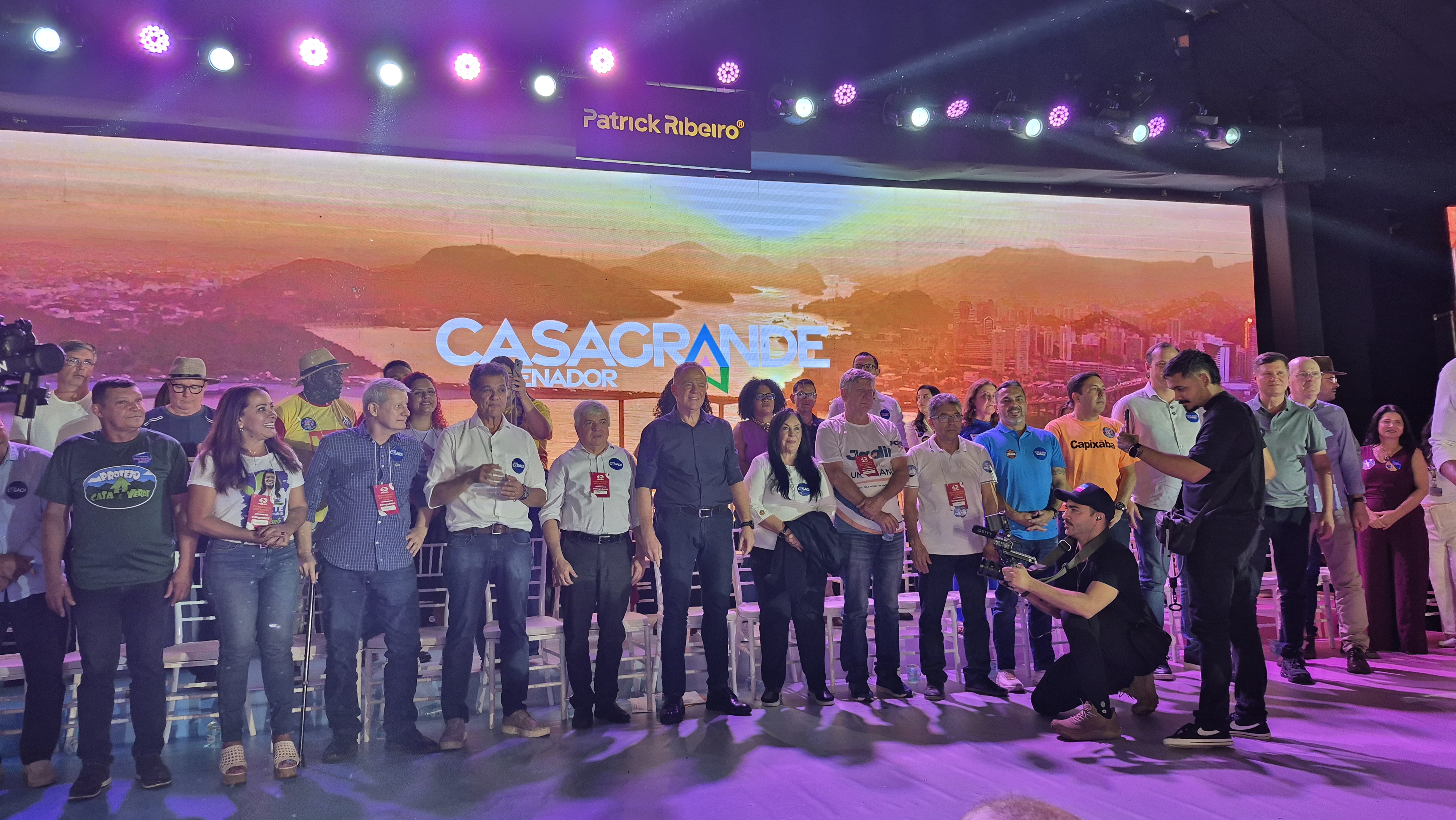 Convenção do PSB confirma candidatura de Casagrande ao Senado