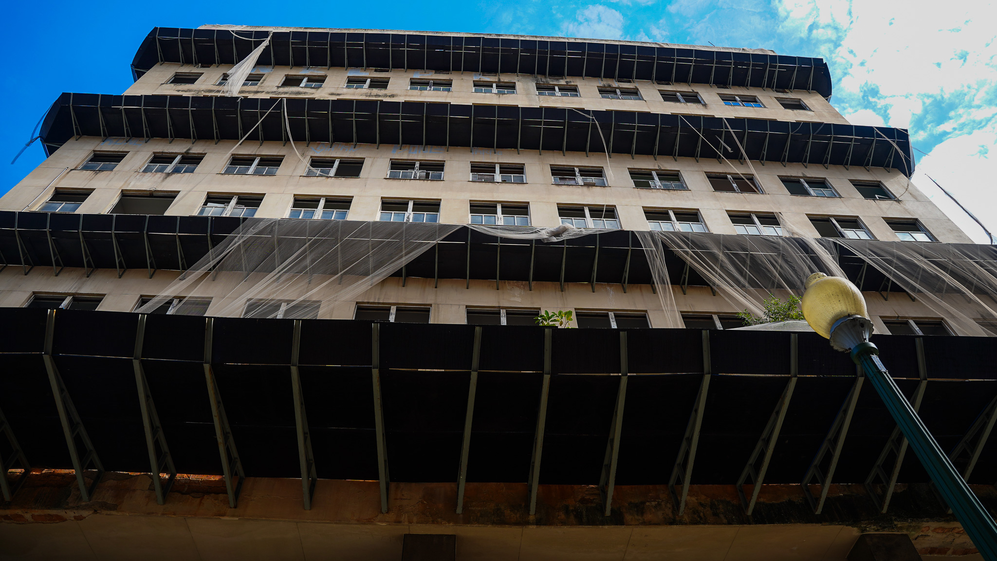 Prédio do antigo IAPI no Centro de Vitória
