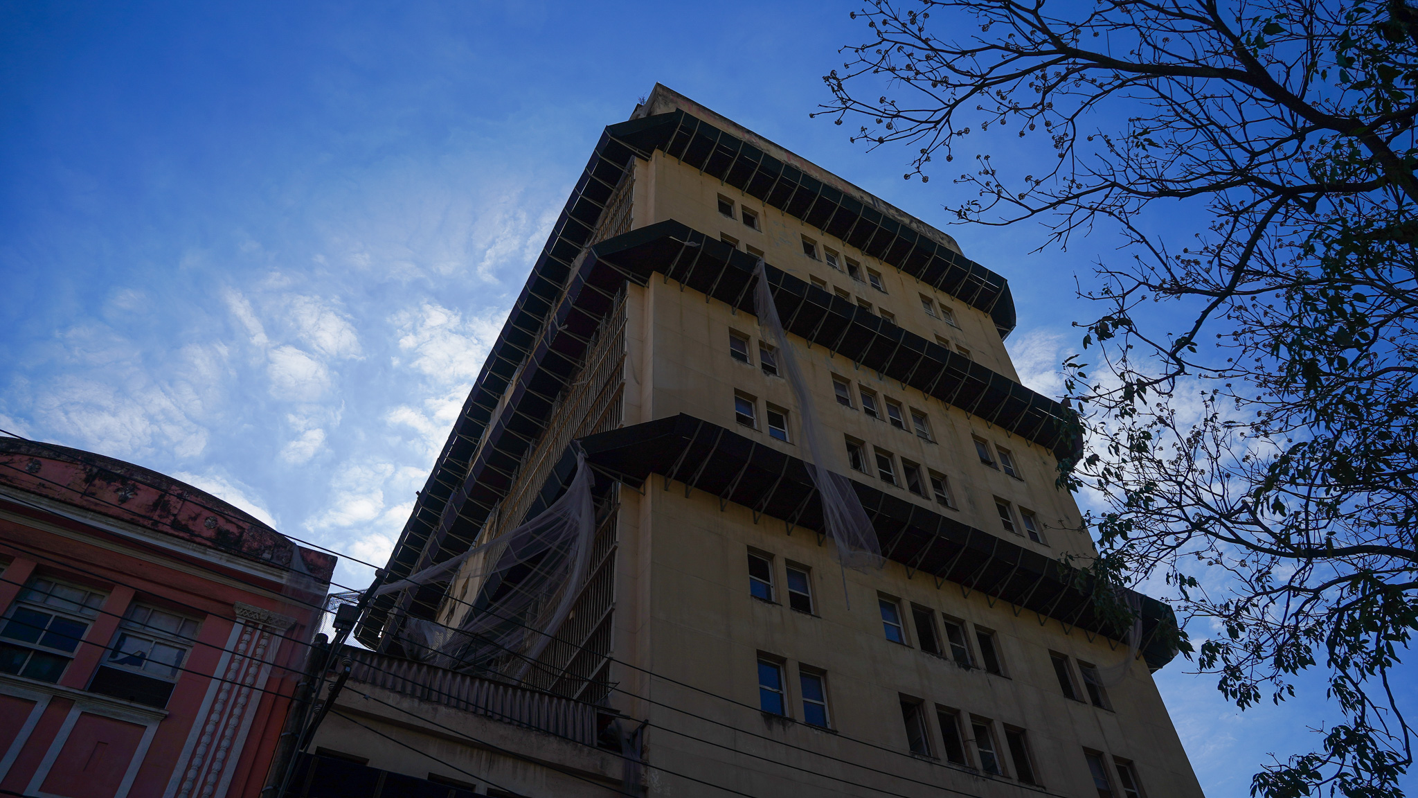 Prédio do antigo IAPI no Centro de Vitória