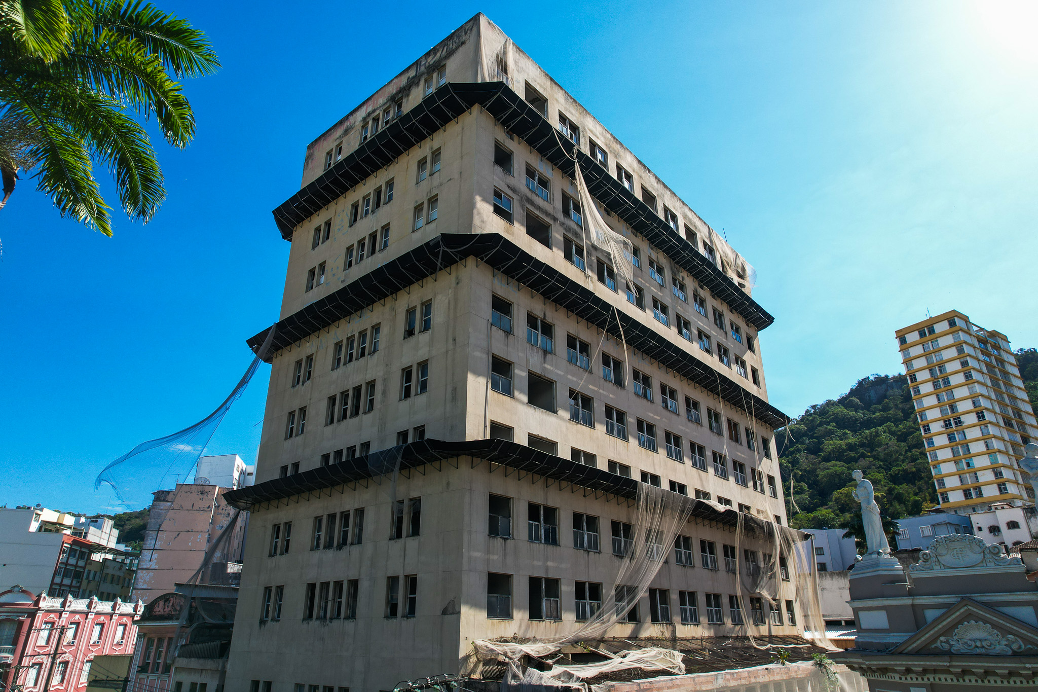 Prédio do antigo IAPI no Centro de Vitória